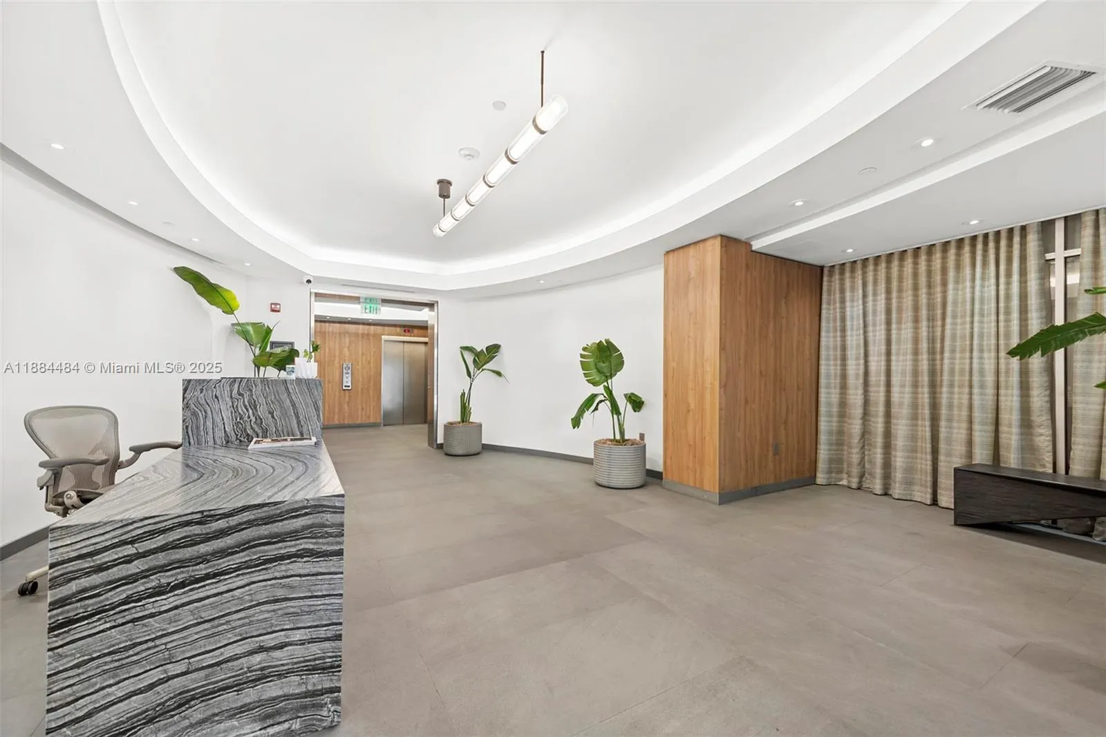 1680 Michigan Ave, #919