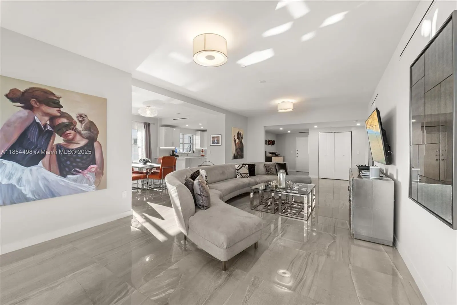 16 Island Ave, #7C