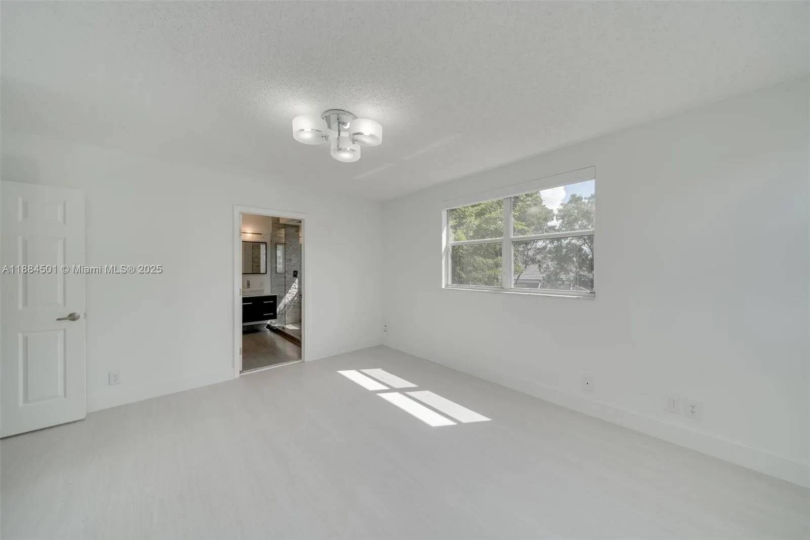 720 Falling Water Rd, #720