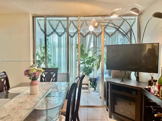 9450 Live Oak Pl, #108