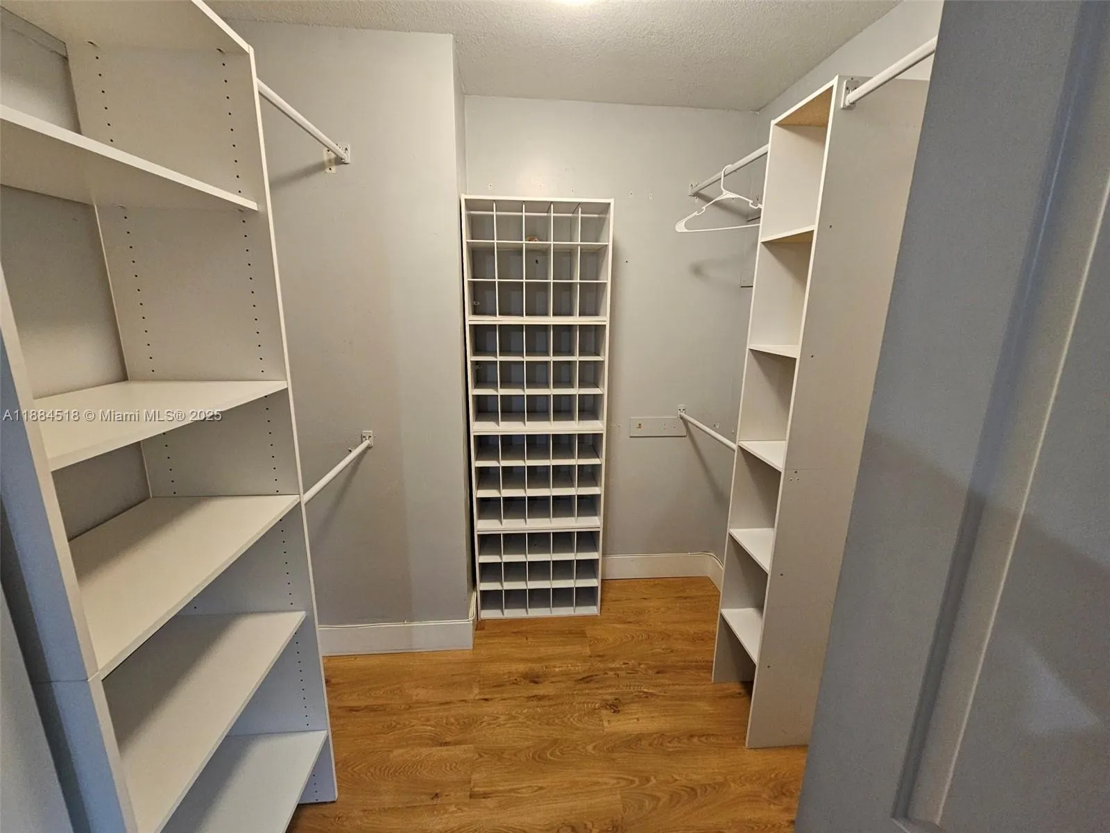 2225 NW 45th Ave, #550