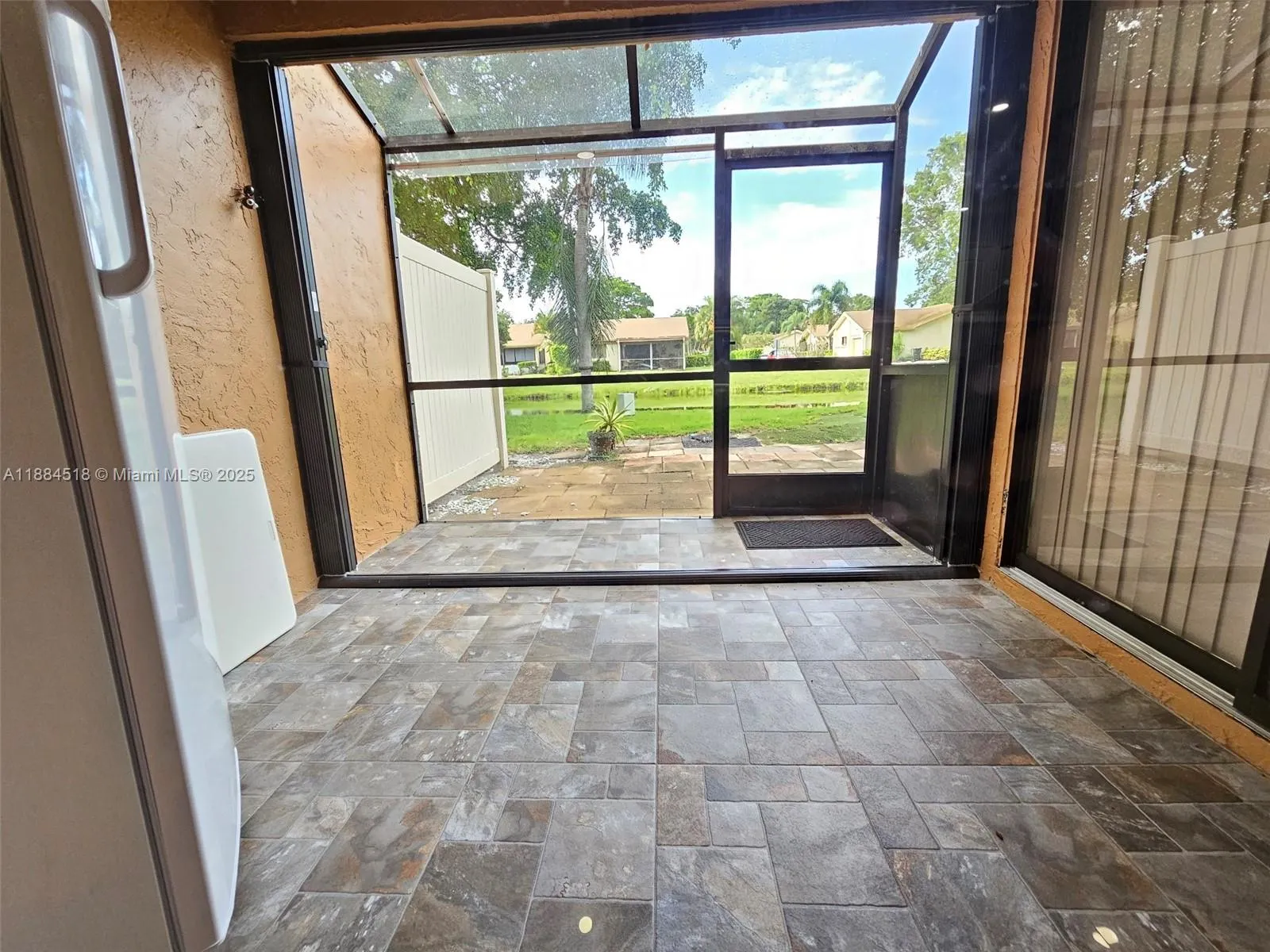 2225 NW 45th Ave, #550