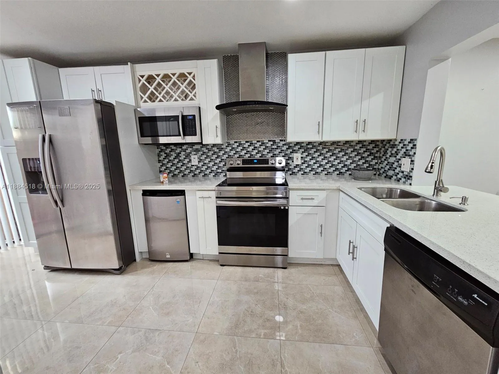 2225 NW 45th Ave, #550