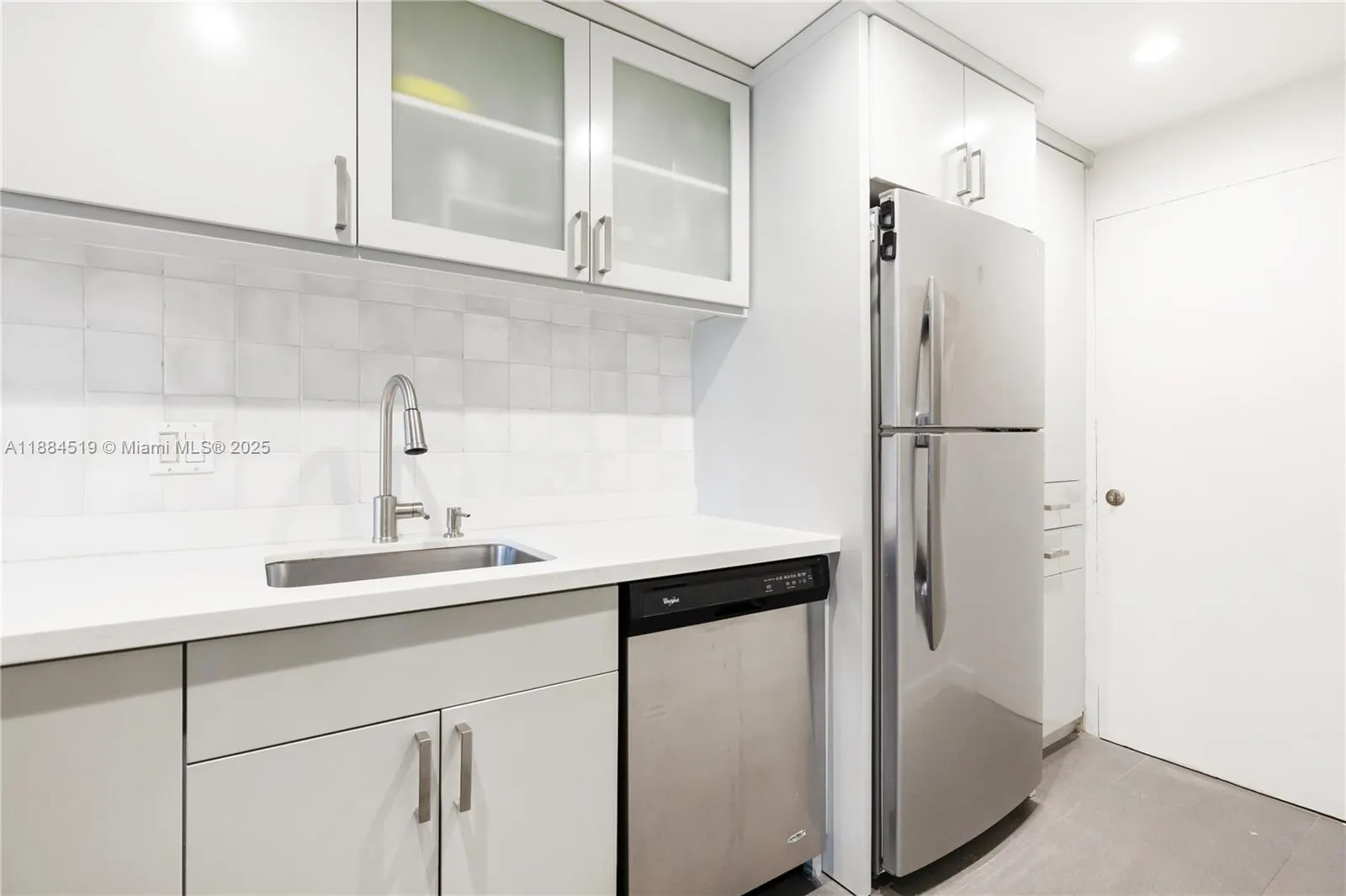 6884 N Kendall Dr, #C401