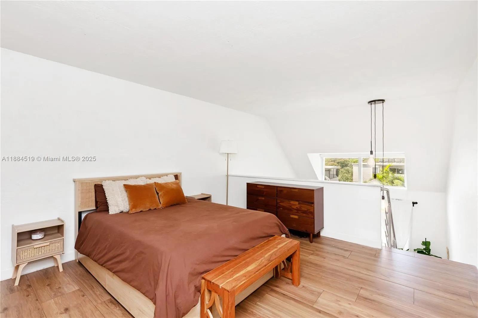 6884 N Kendall Dr, #C401