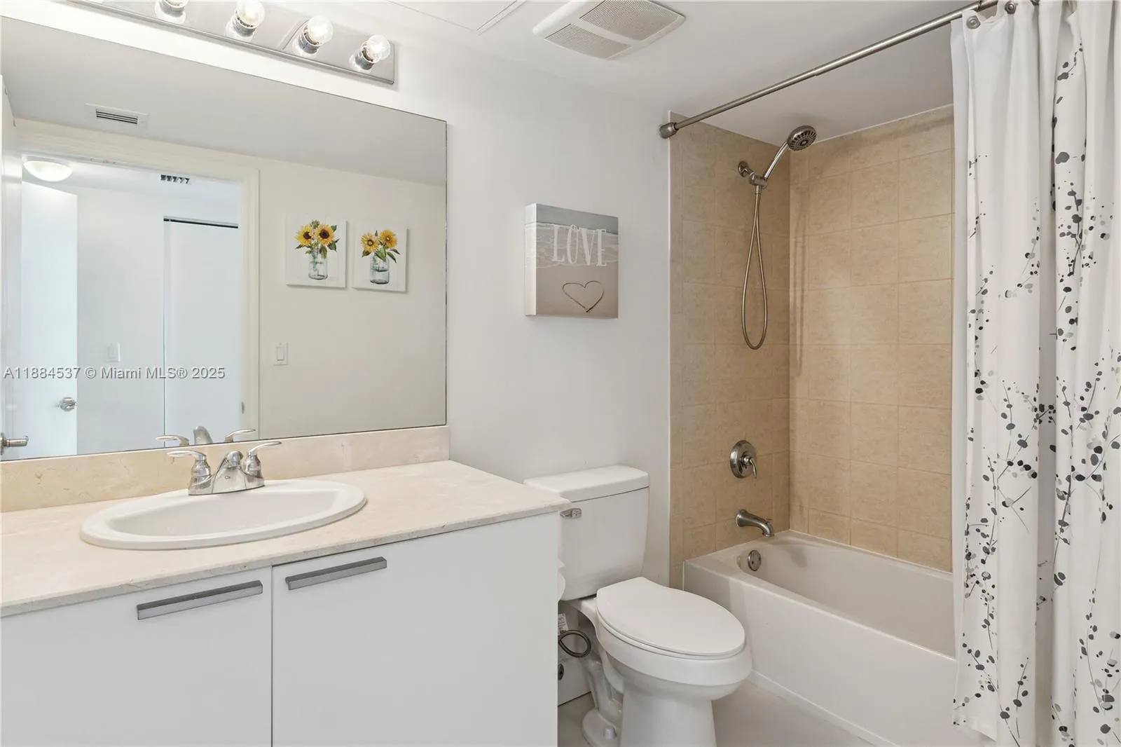 16699 Collins Ave, #1407
