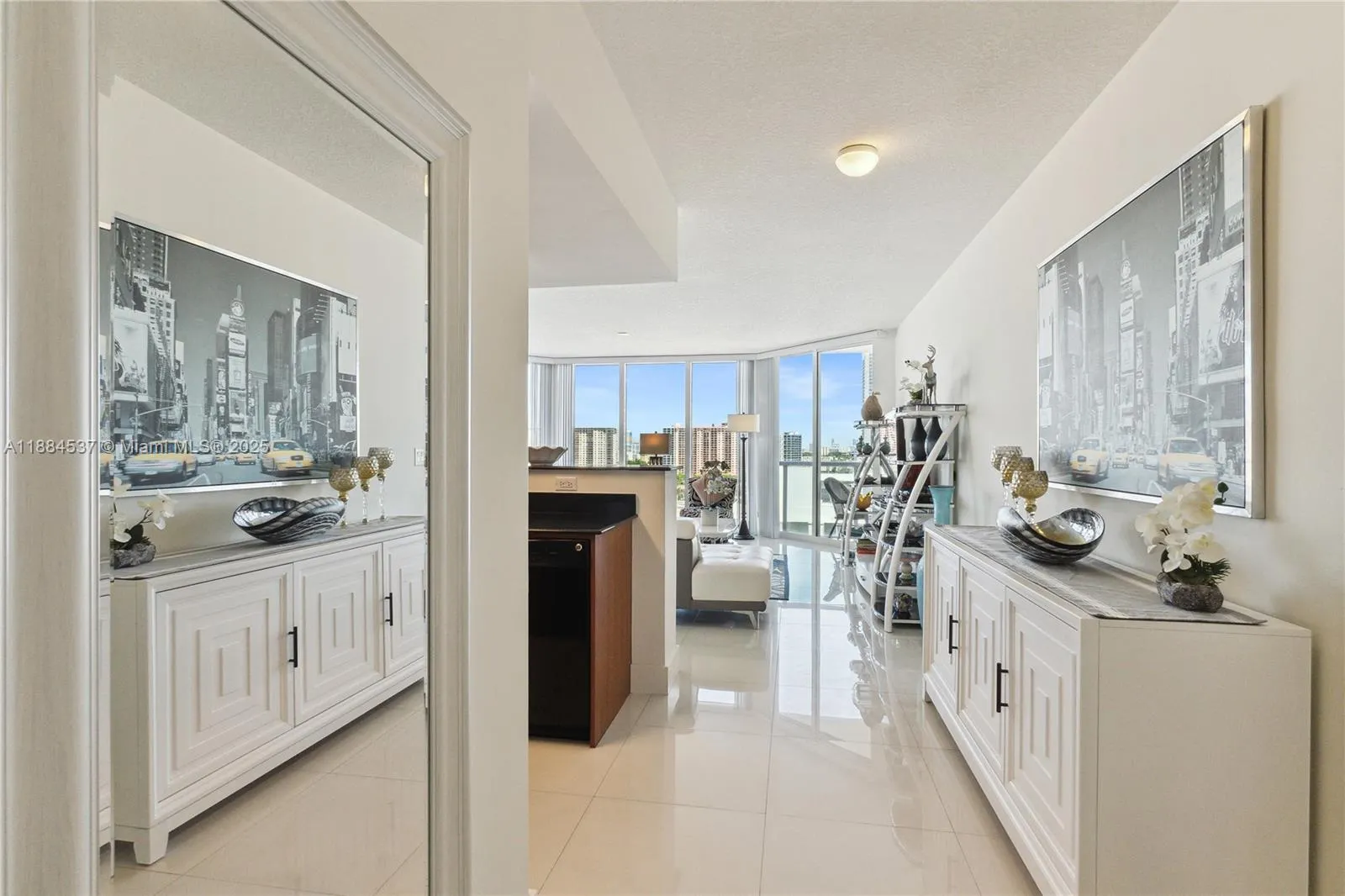 16699 Collins Ave, #1407