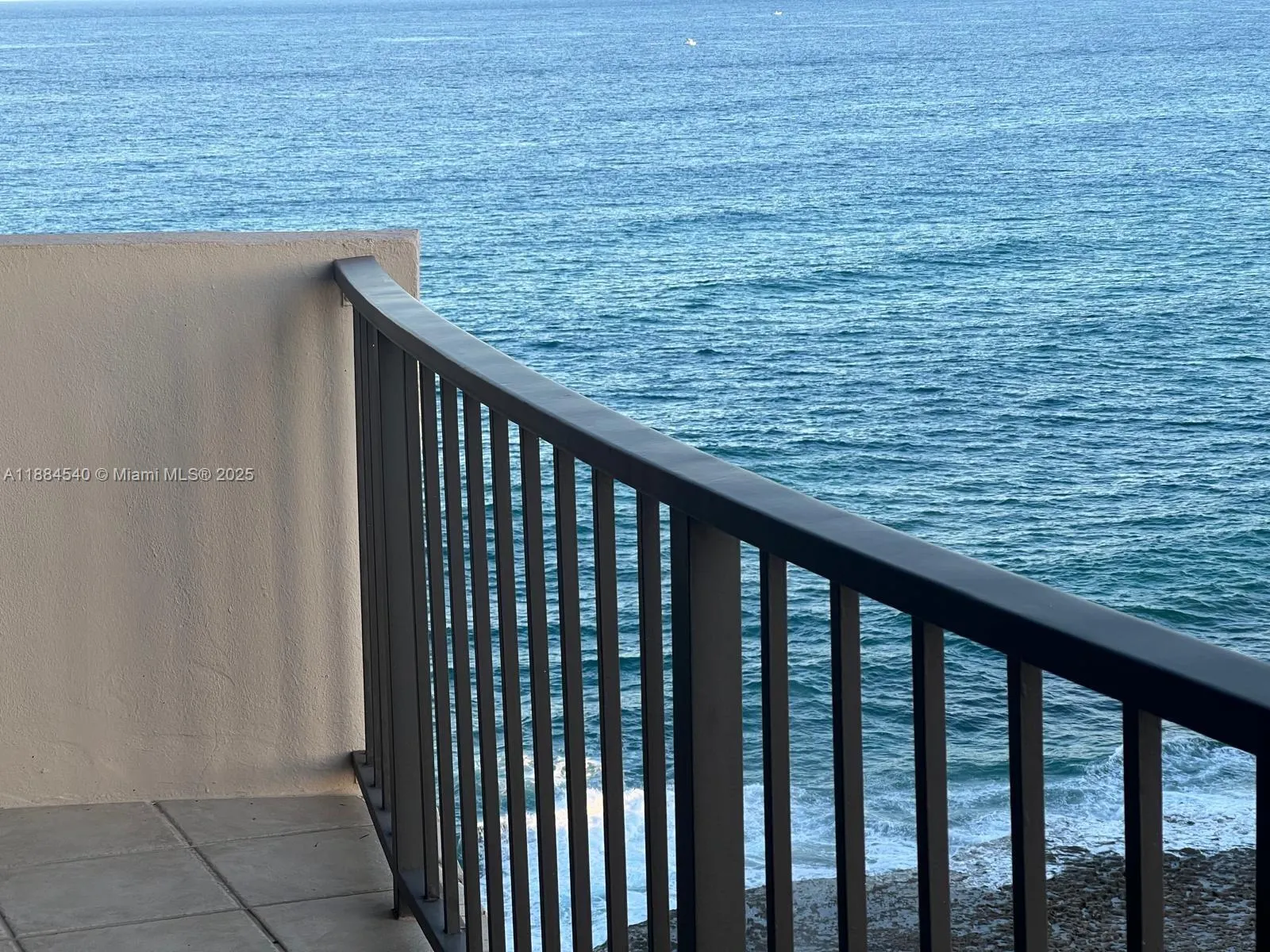 4200 N Ocean Dr, #1-1103