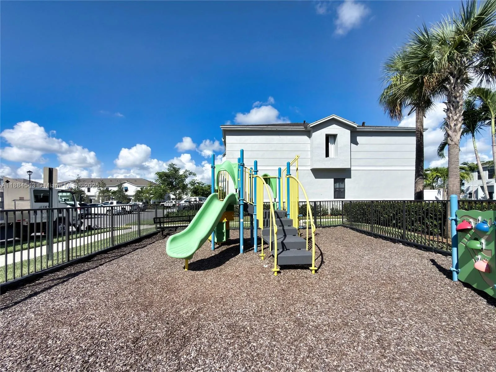 848 NW 3rd Way