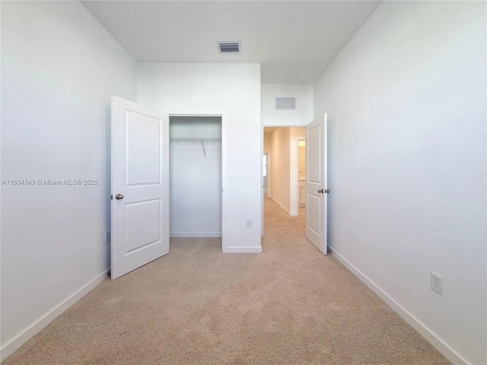 848 NW 3rd Way