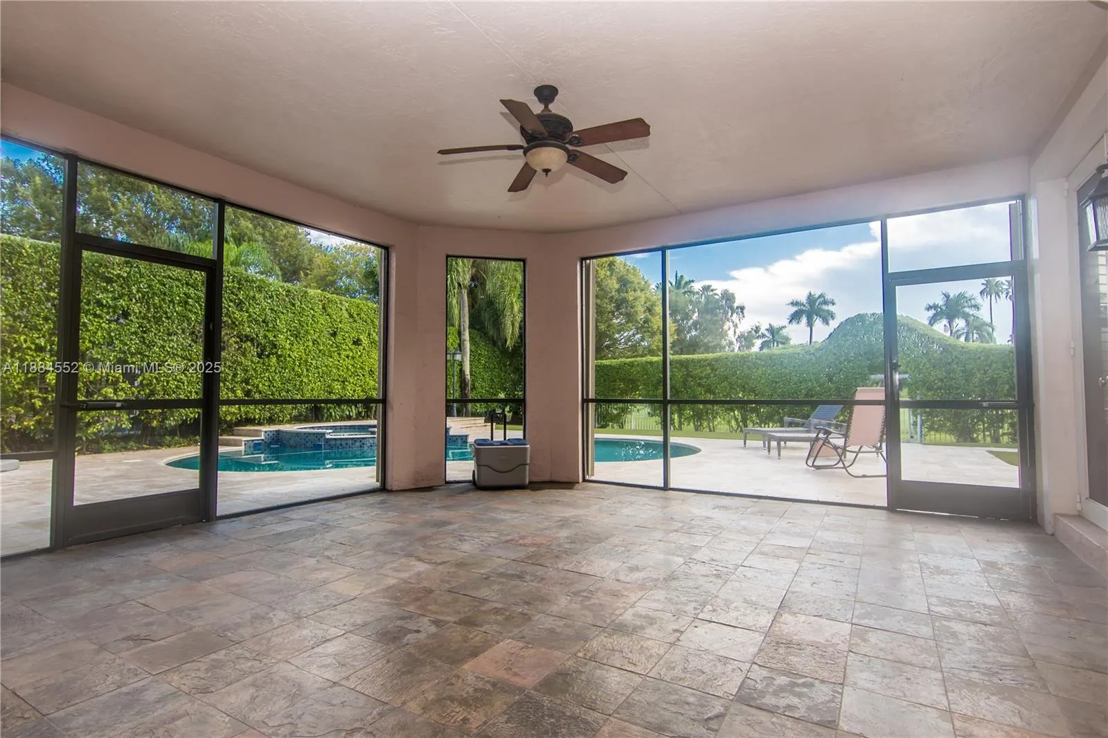 1091 SW 156th Ave