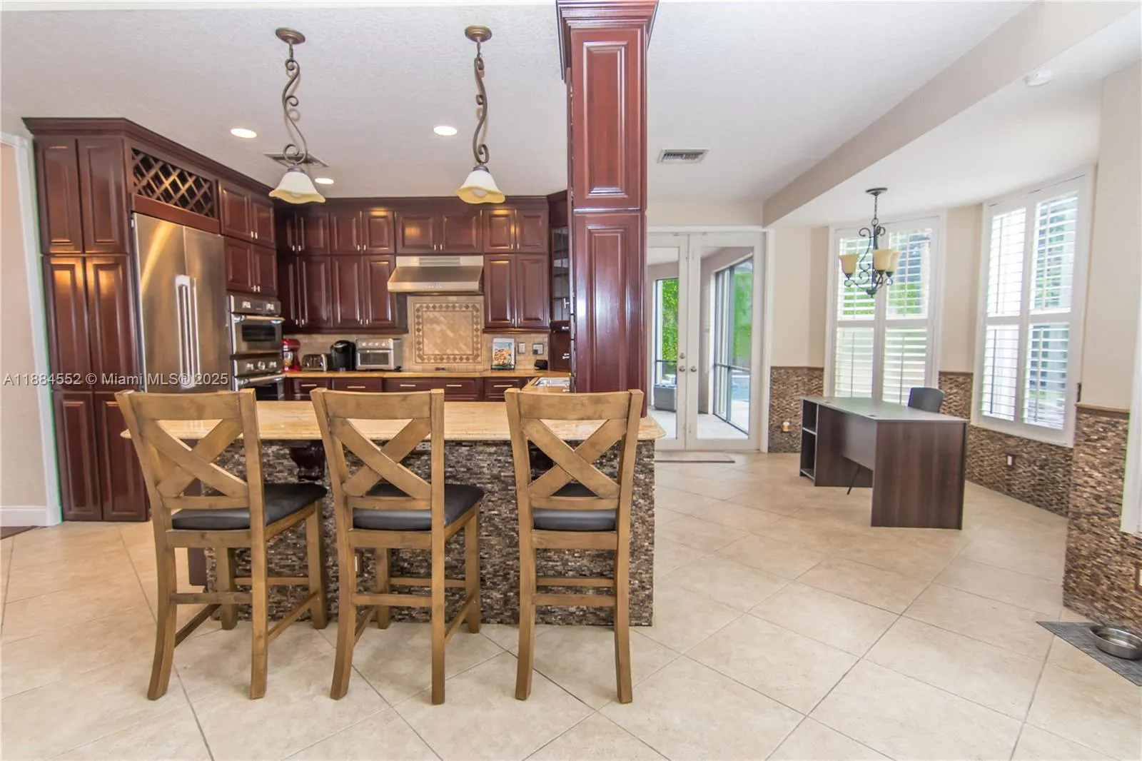 1091 SW 156th Ave