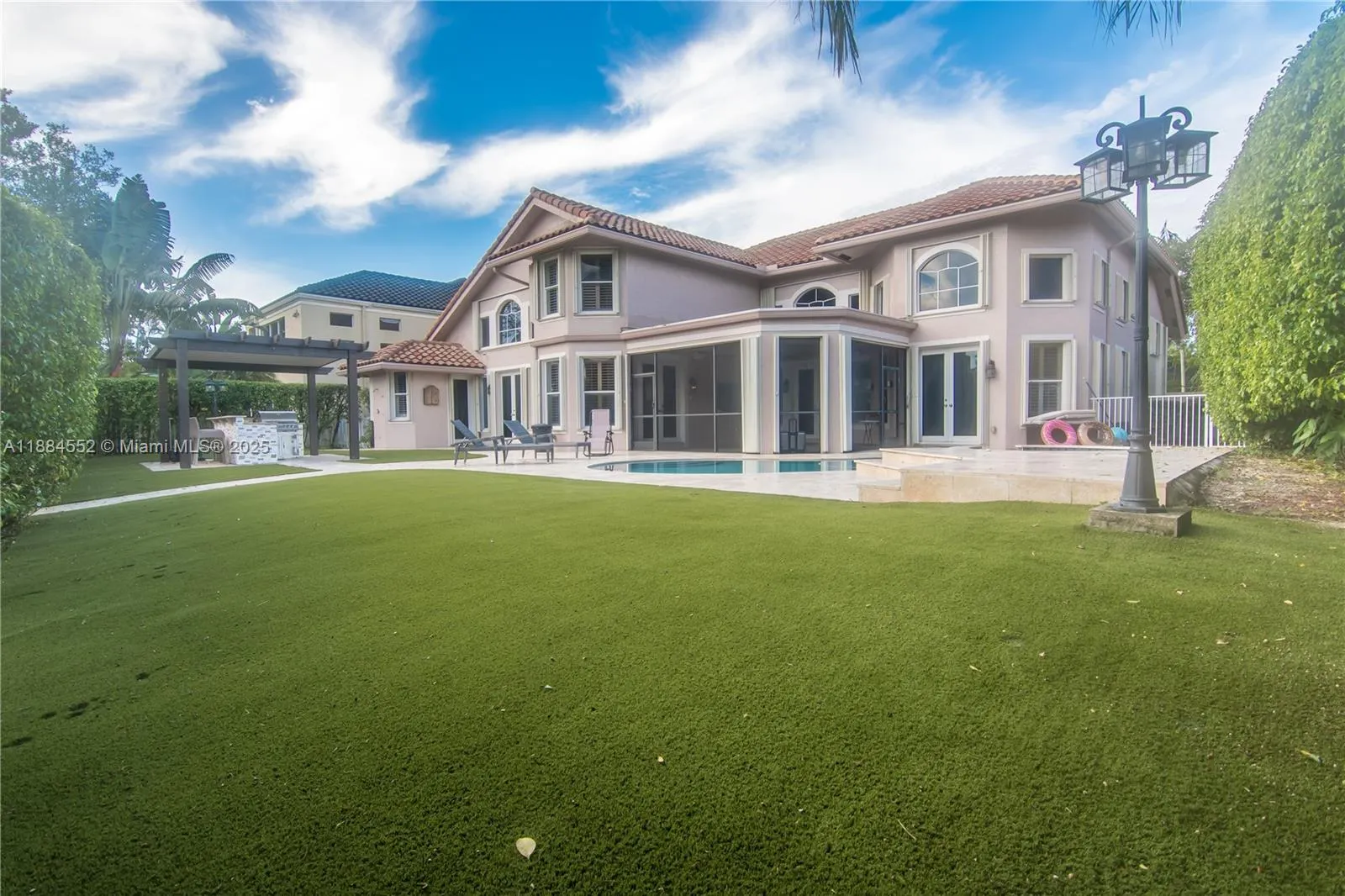 1091 SW 156th Ave
