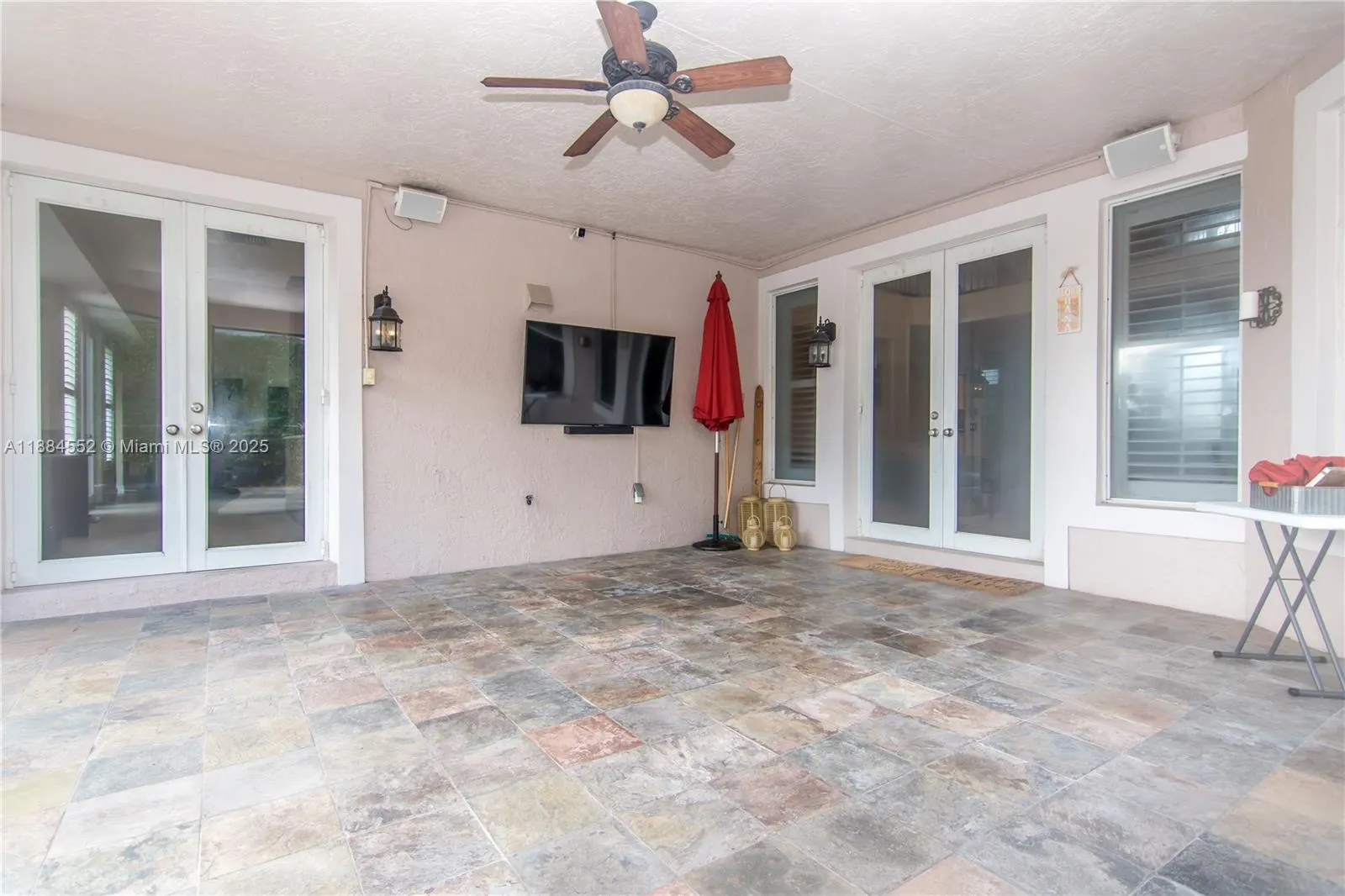 1091 SW 156th Ave
