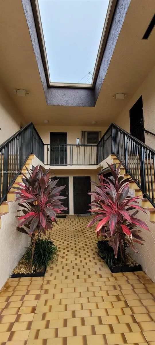 8425 Harding Ave, #1