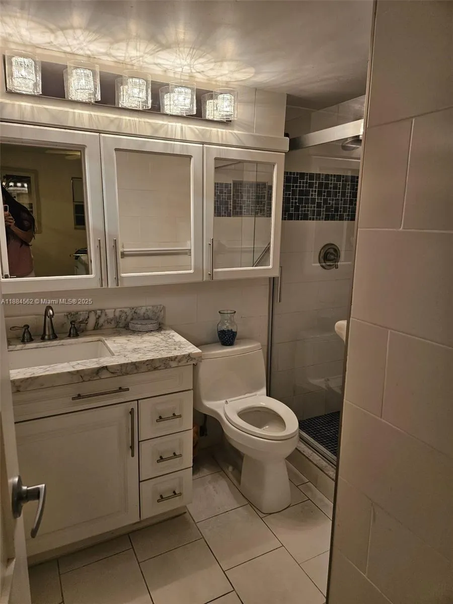 8425 Harding Ave, #1