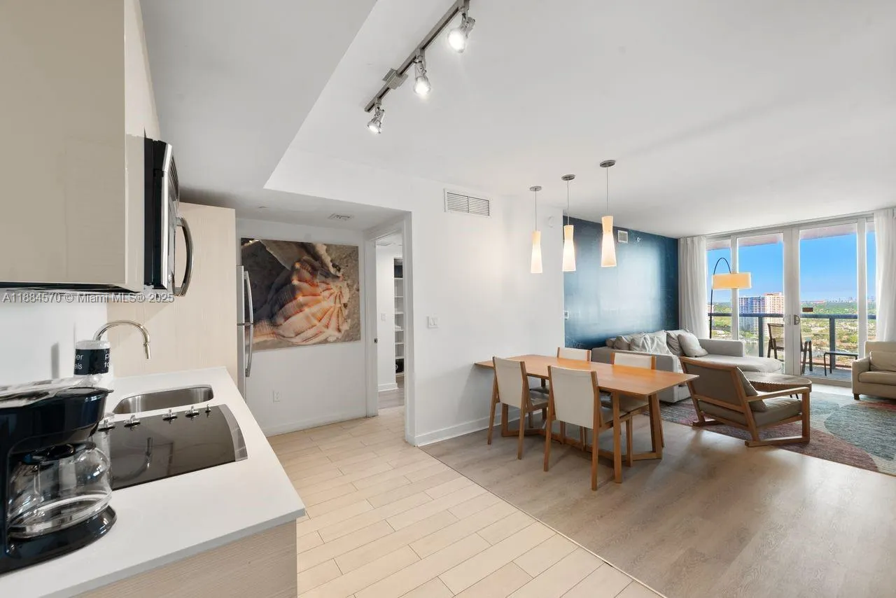 2602 E Hallandale Beach Blvd, #R2306