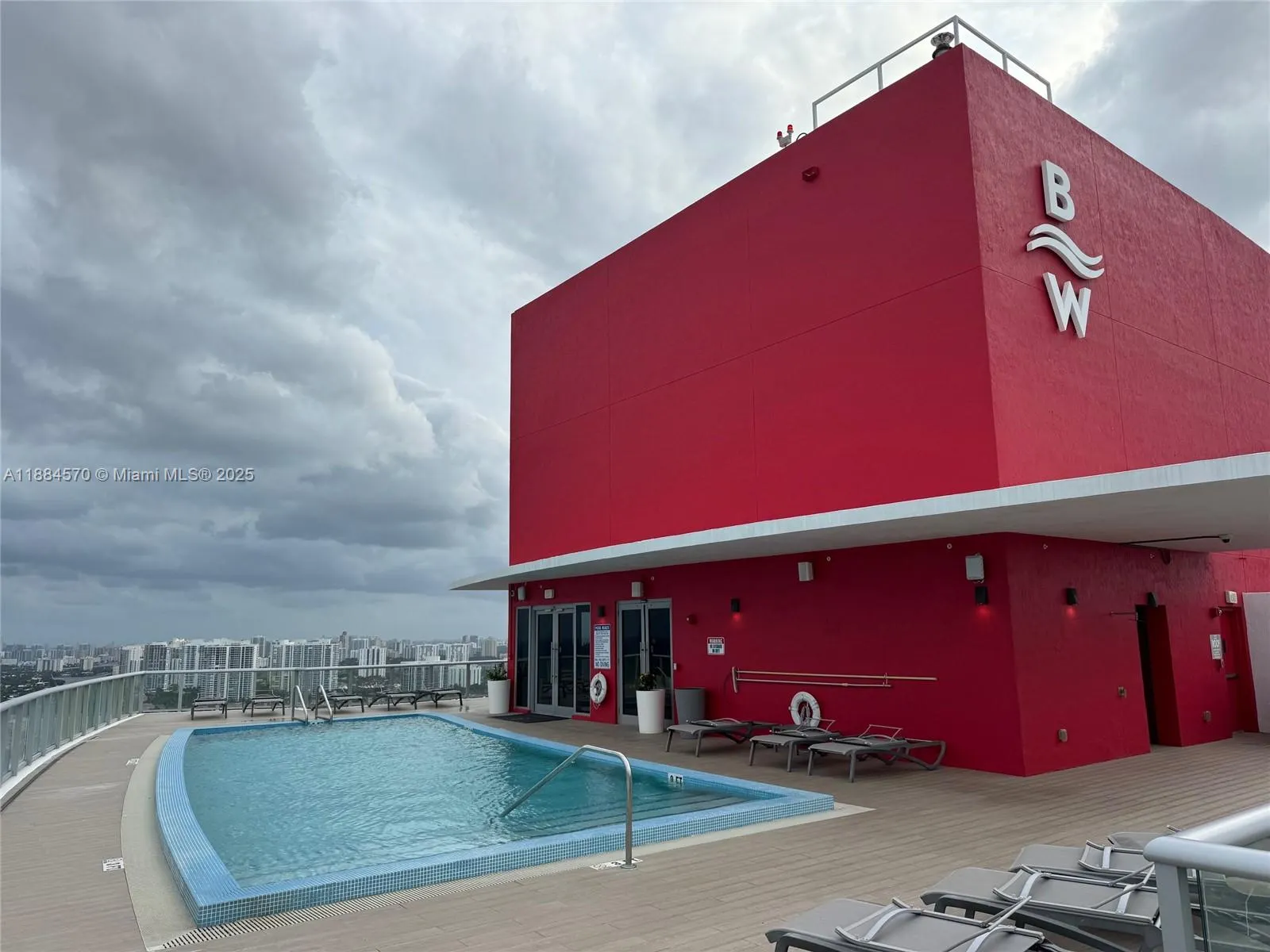 2602 E Hallandale Beach Blvd, #R2306