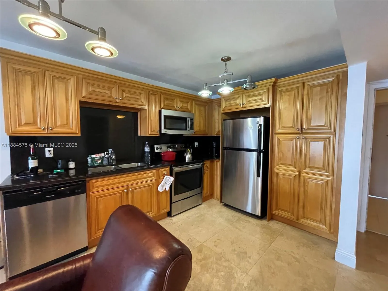 345 Ocean Dr, #1024