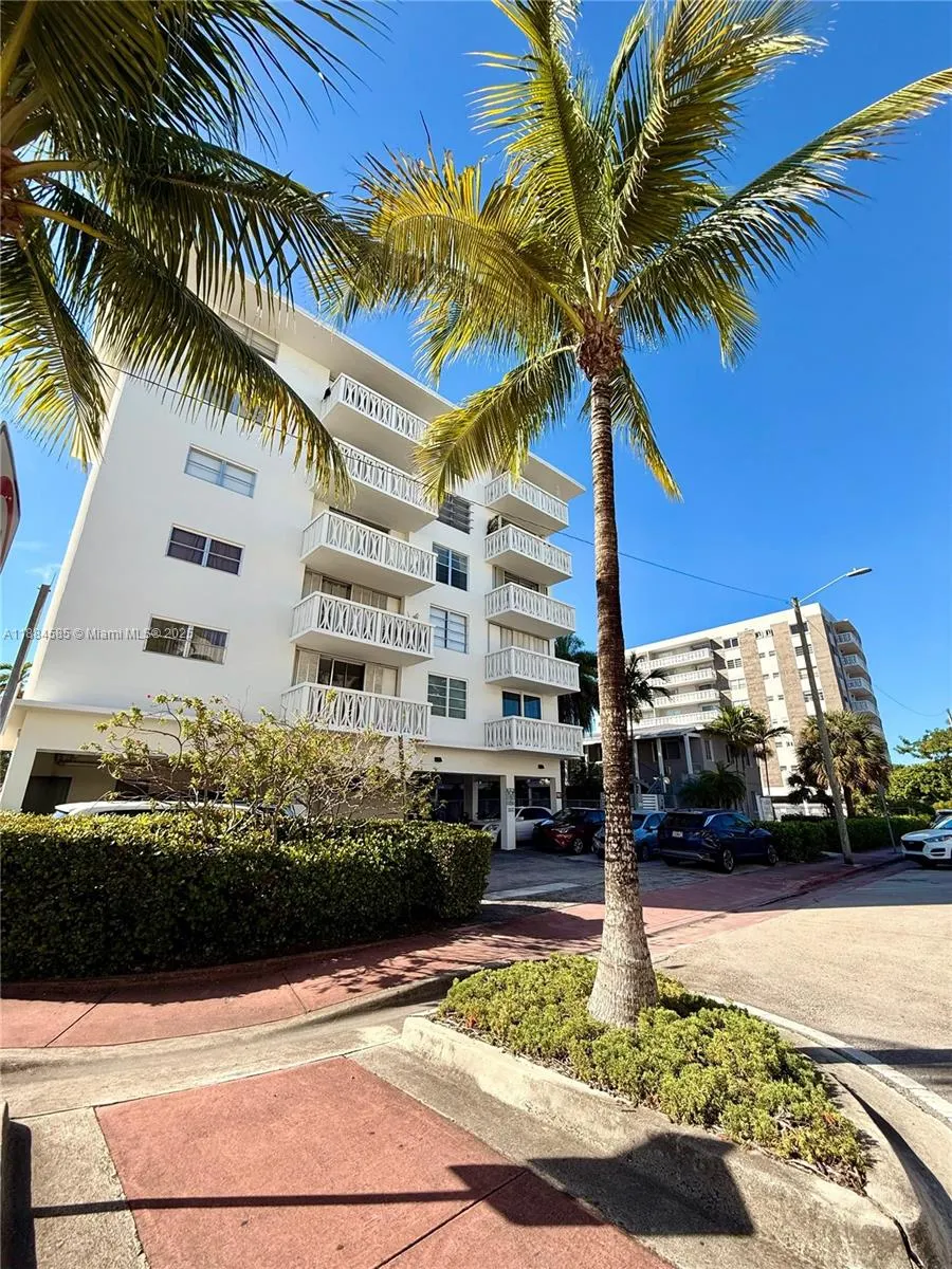 4142 N Jefferson Ave, #4D