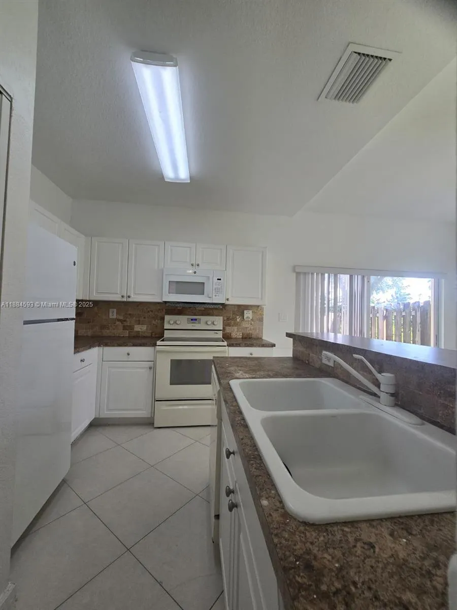 1398 NE 33rd Ave, #108-25