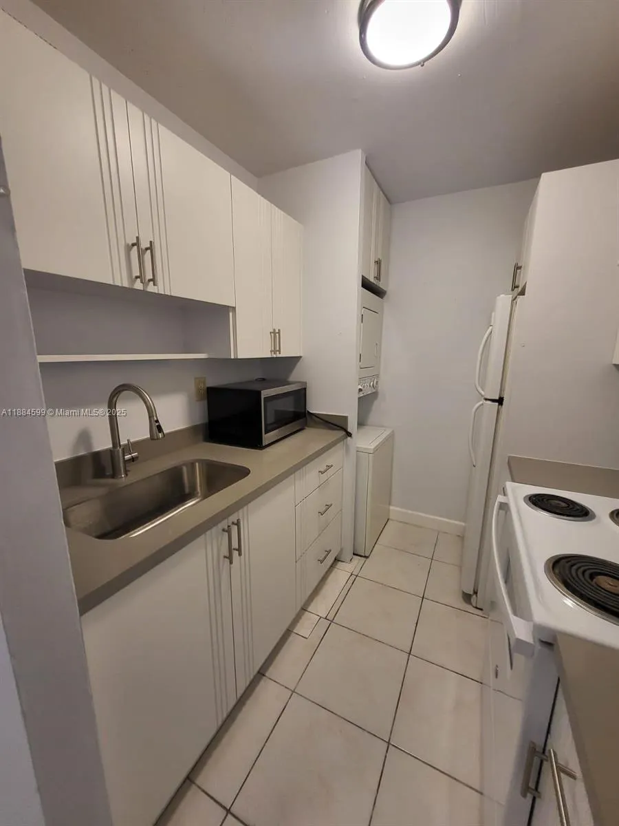 11484 Royal Palm Blvd, #11484