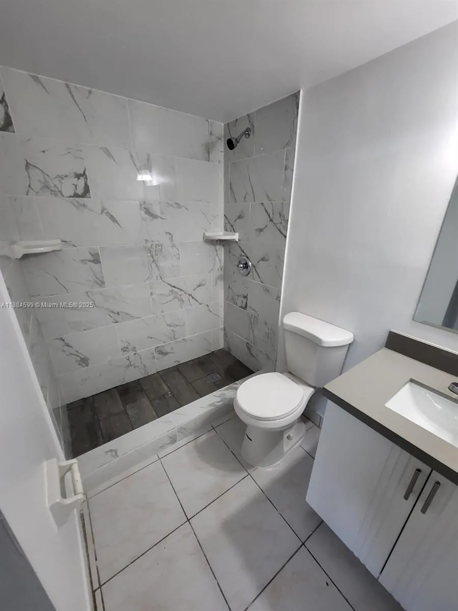 11484 Royal Palm Blvd, #11484