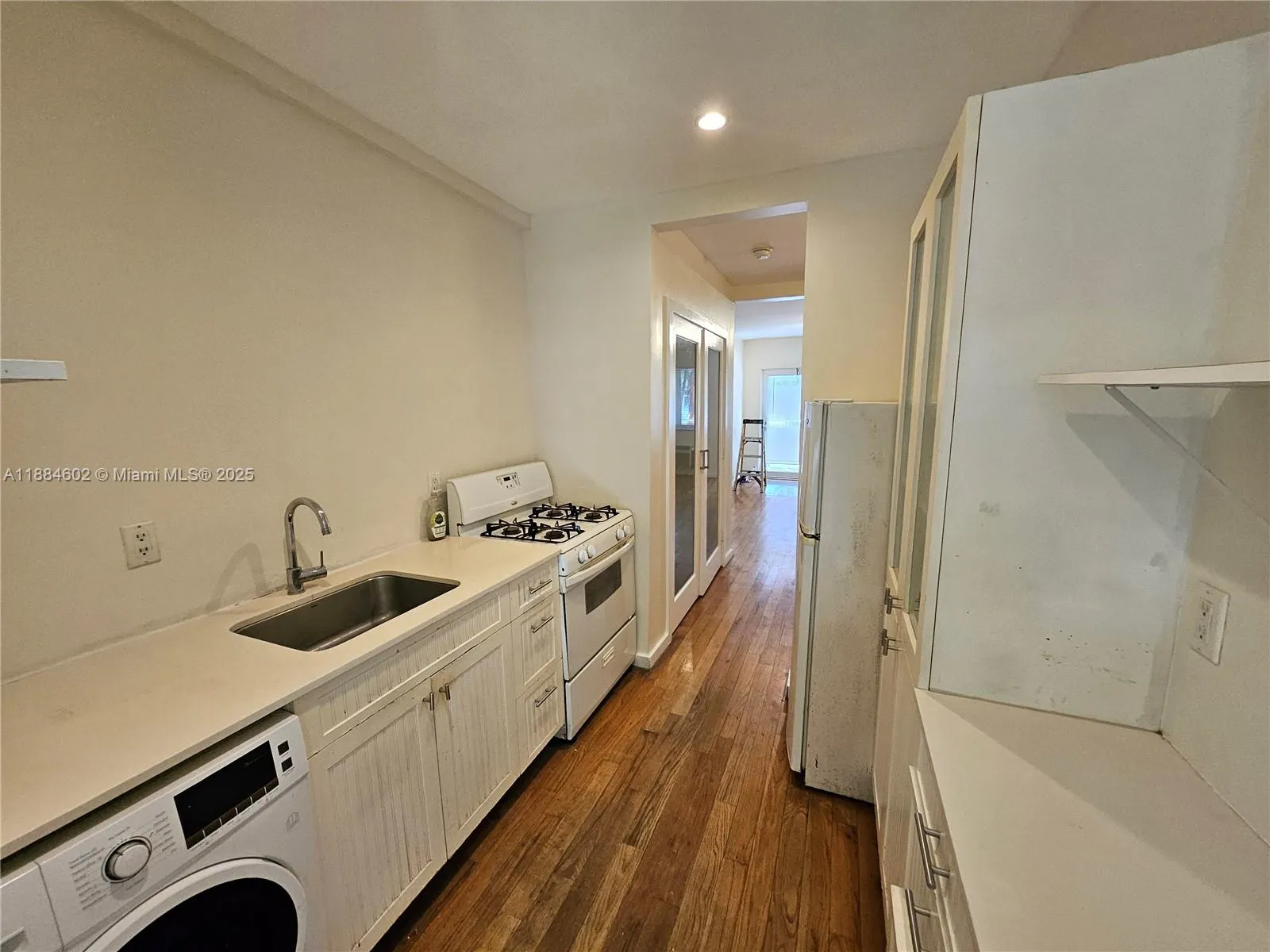 745 13th St, #16