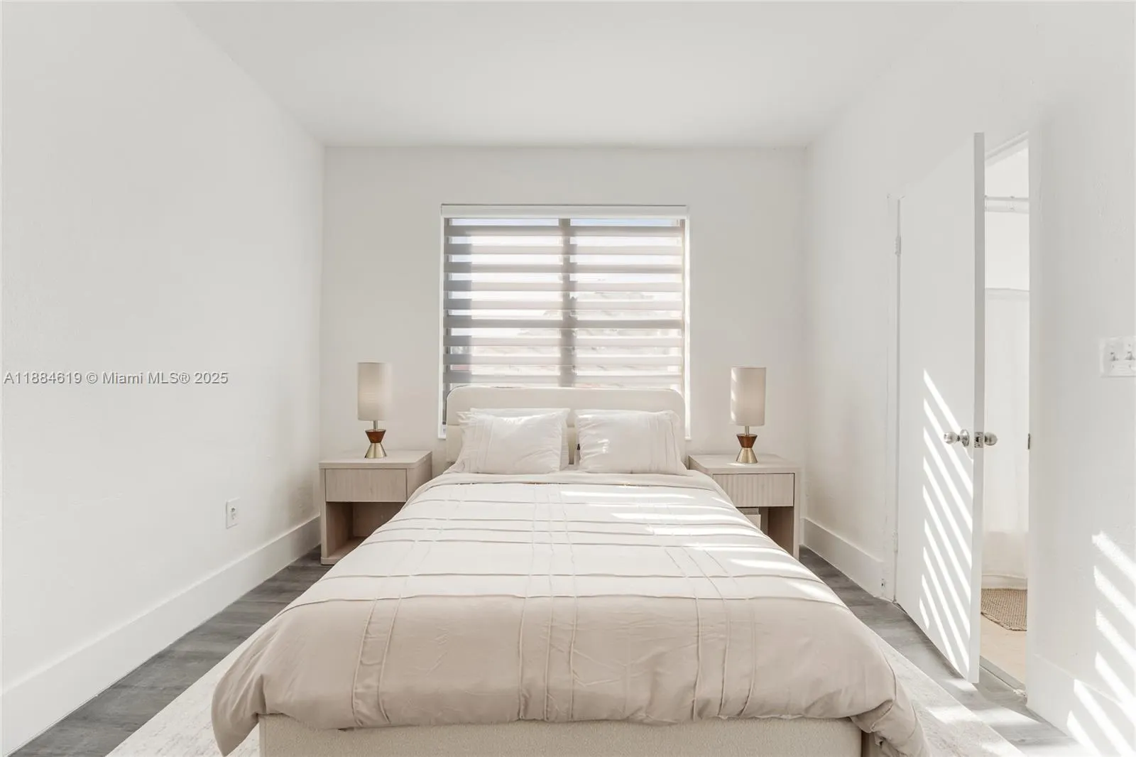 301 SW 10th Ave, #3