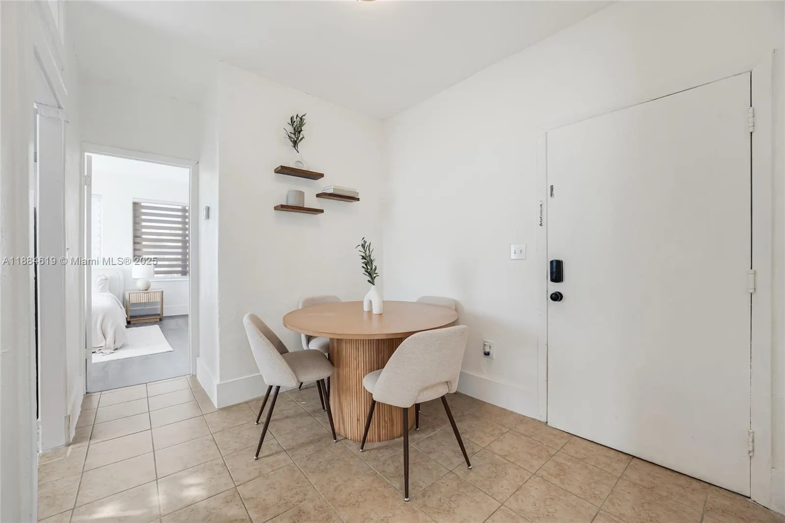 301 SW 10th Ave, #3
