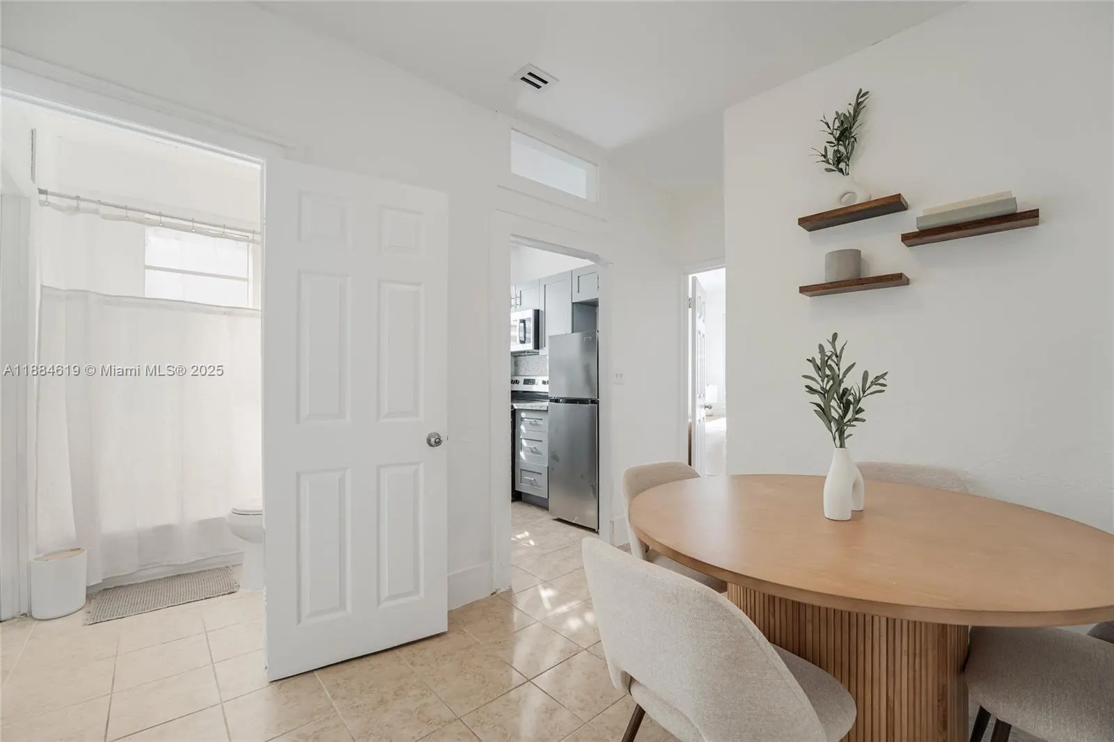 301 SW 10th Ave, #3