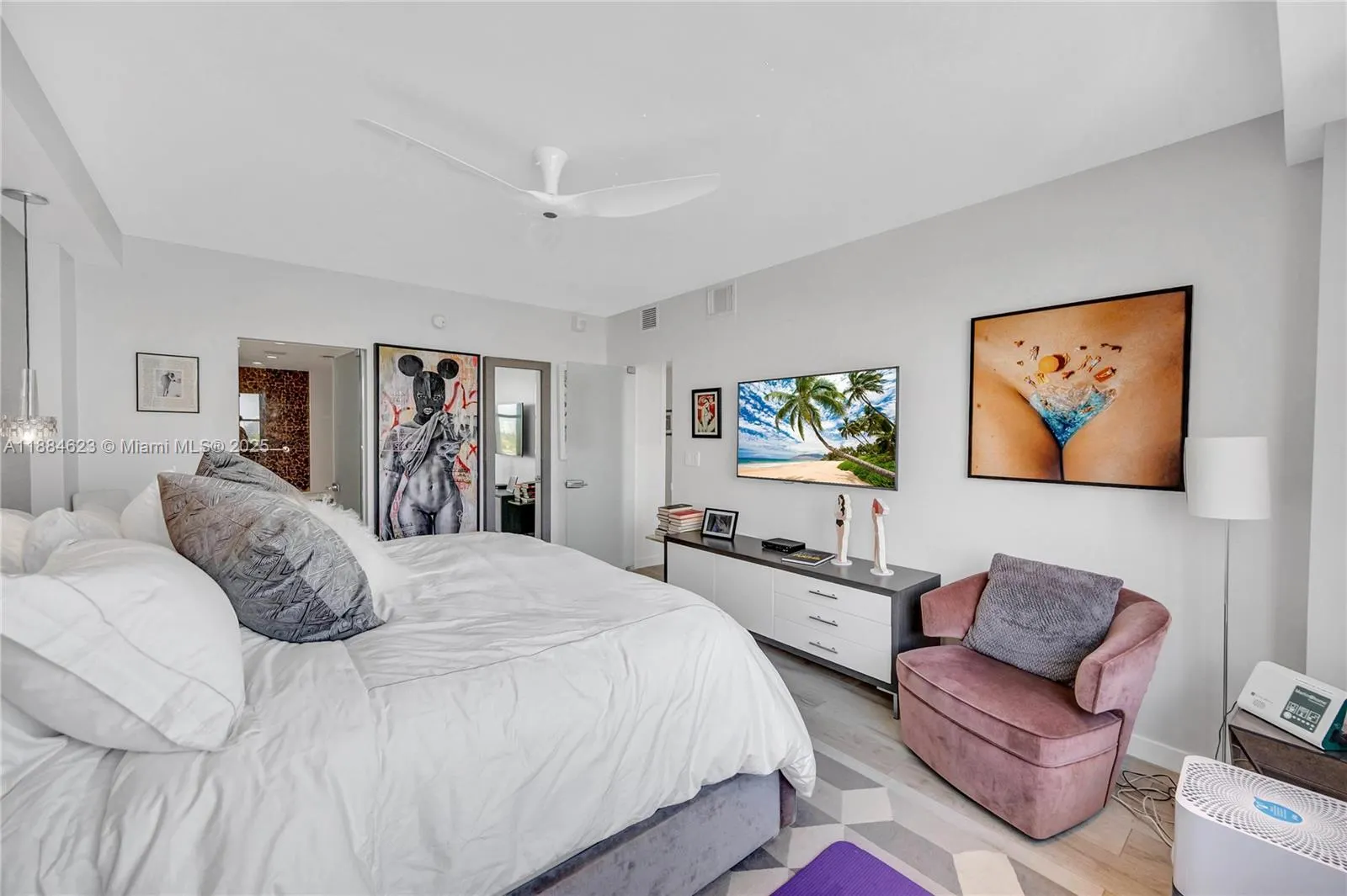 3 Island Ave, #08I