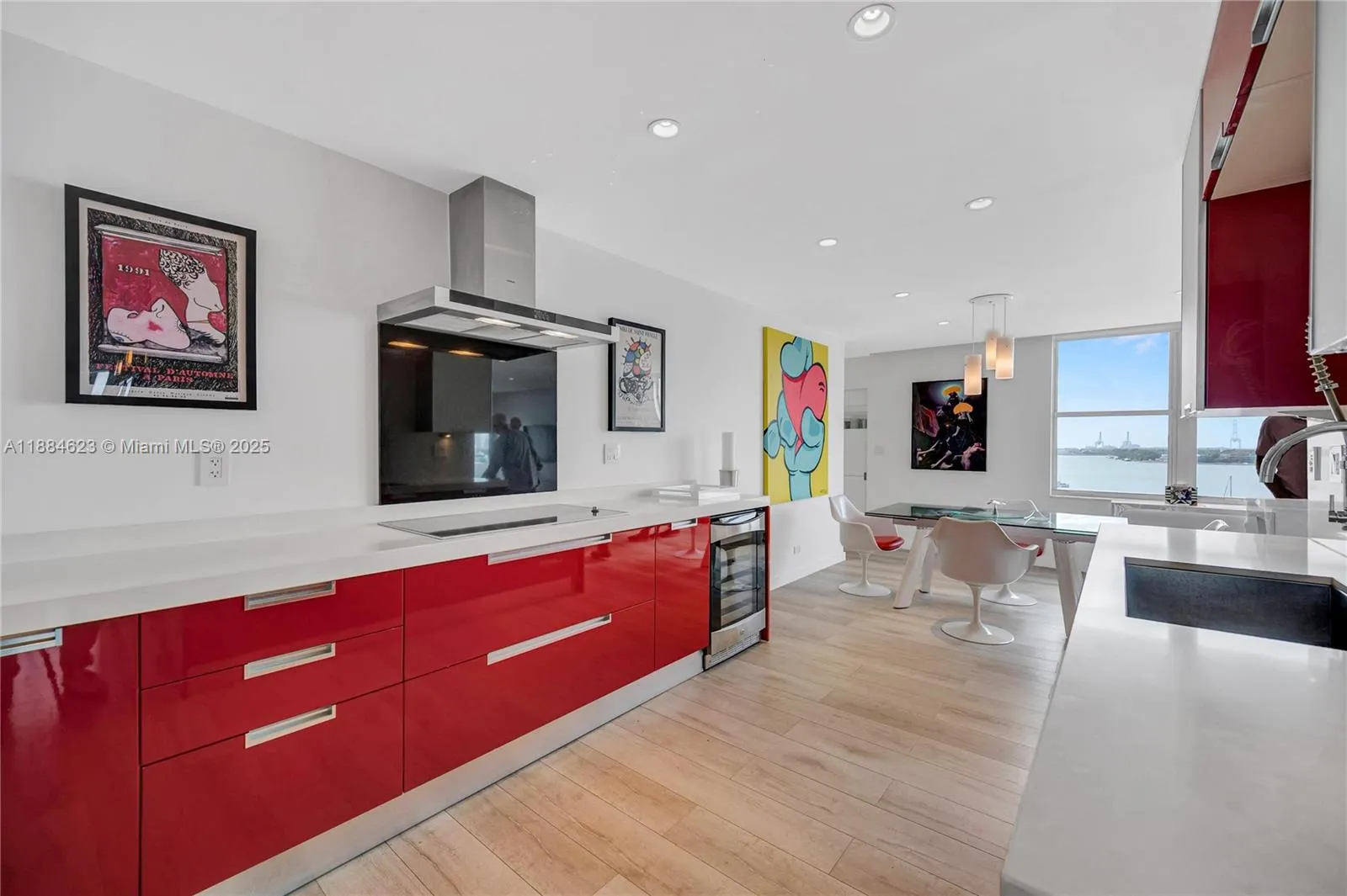 3 Island Ave, #08I