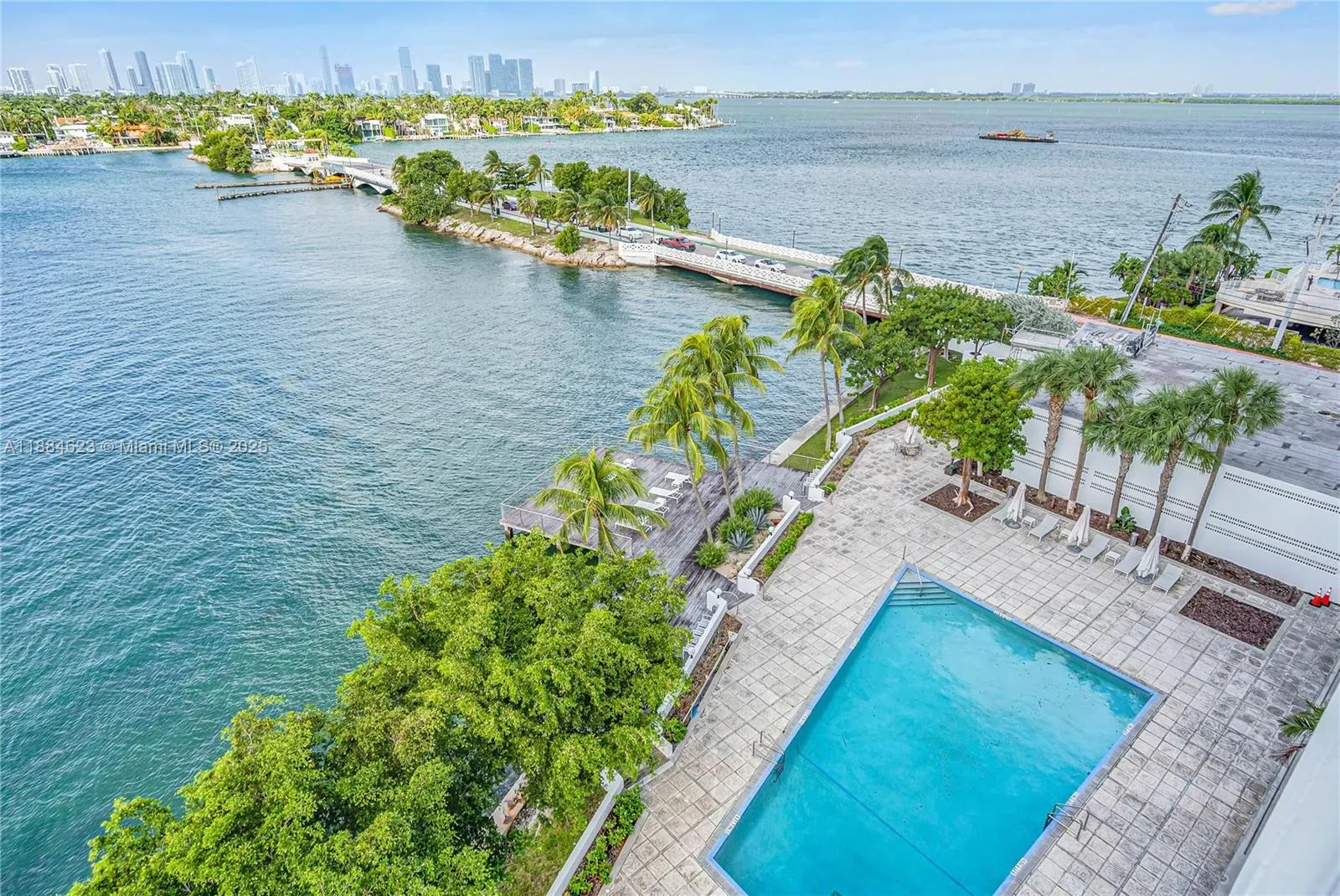 3 Island Ave, #08I