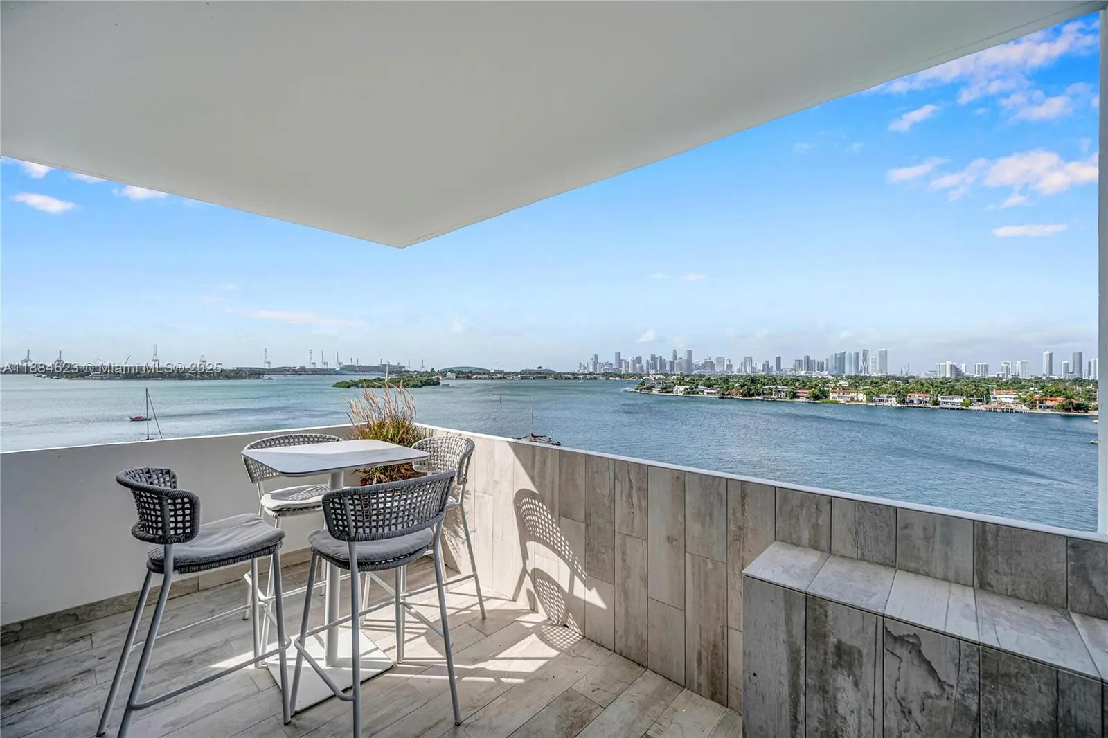 3 Island Ave, #08I