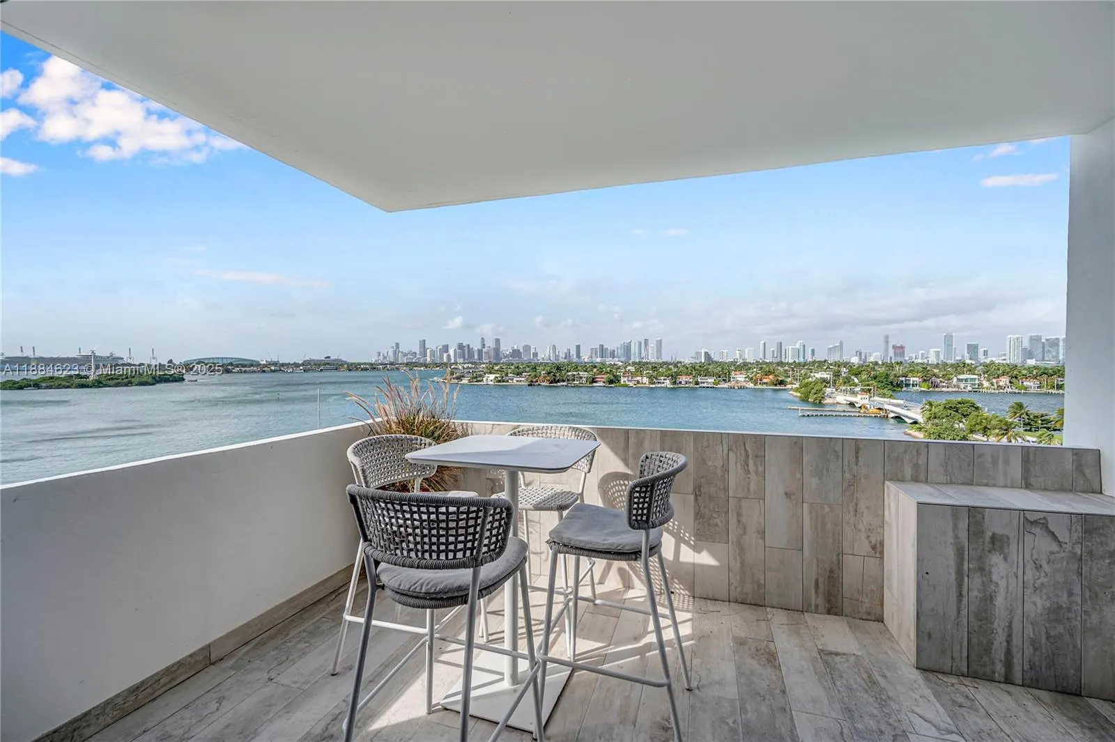 3 Island Ave, #08I