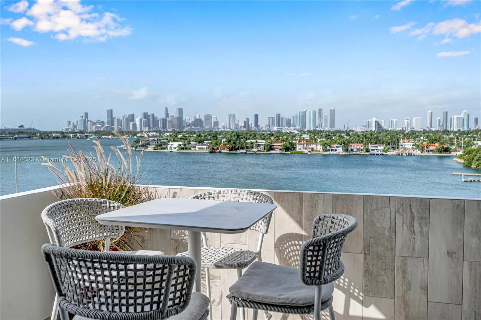 3 Island Ave, #08I