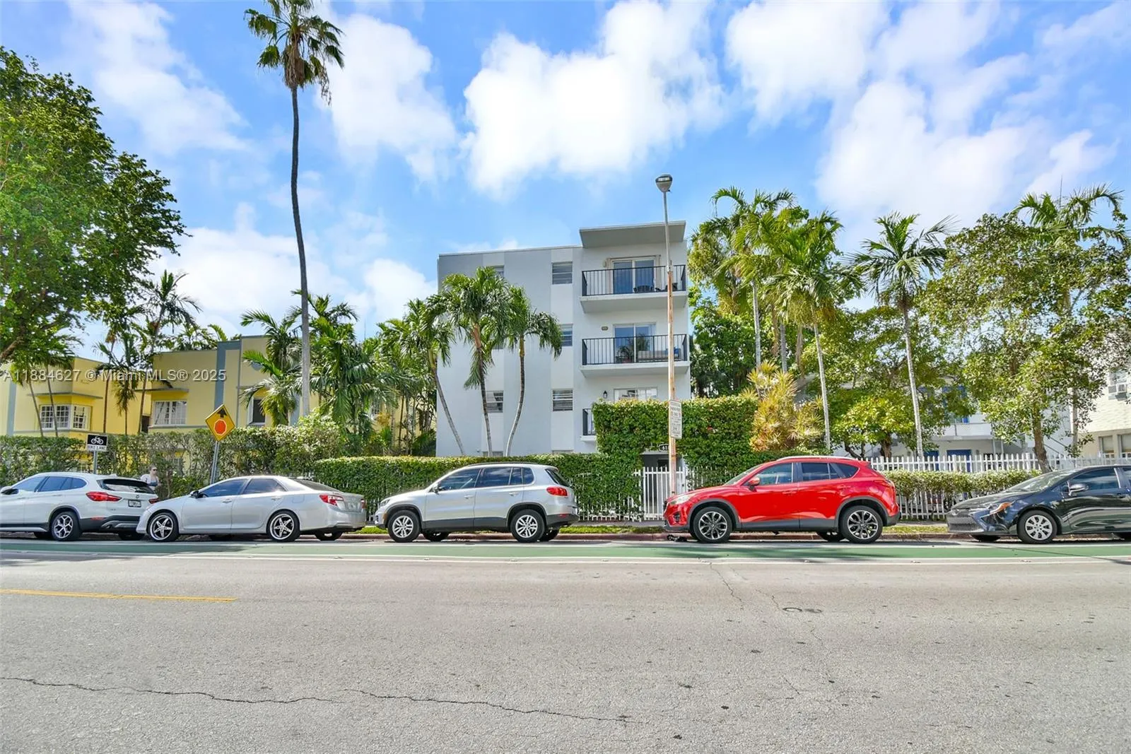 618 Euclid Ave, #303