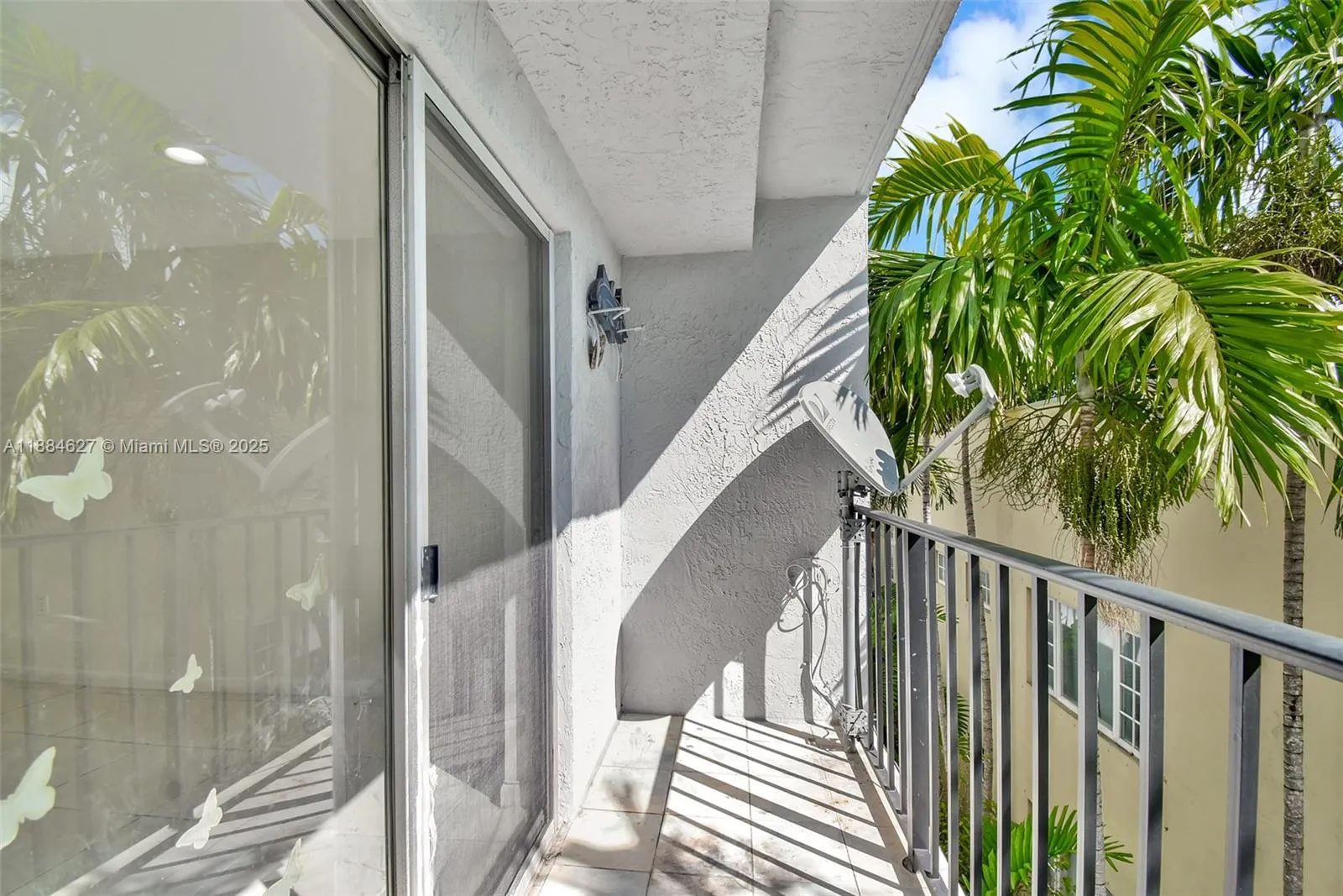 618 Euclid Ave, #303