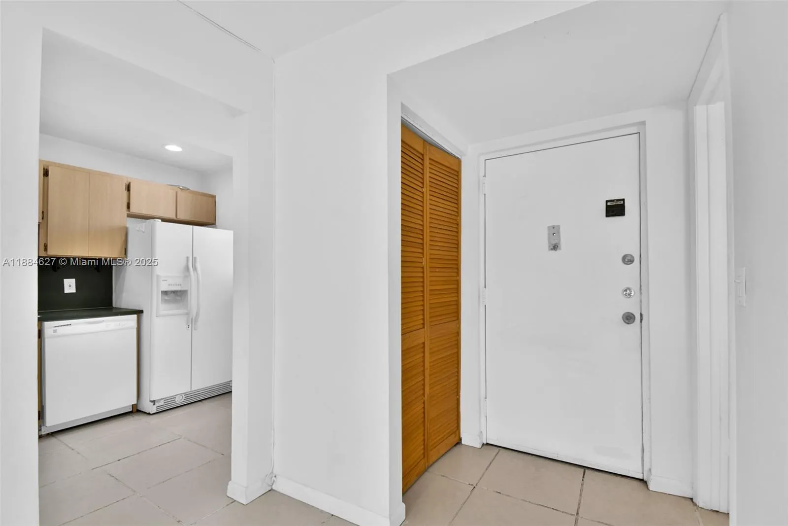 618 Euclid Ave, #303