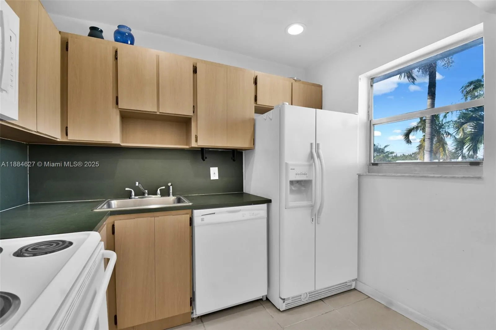 618 Euclid Ave, #303