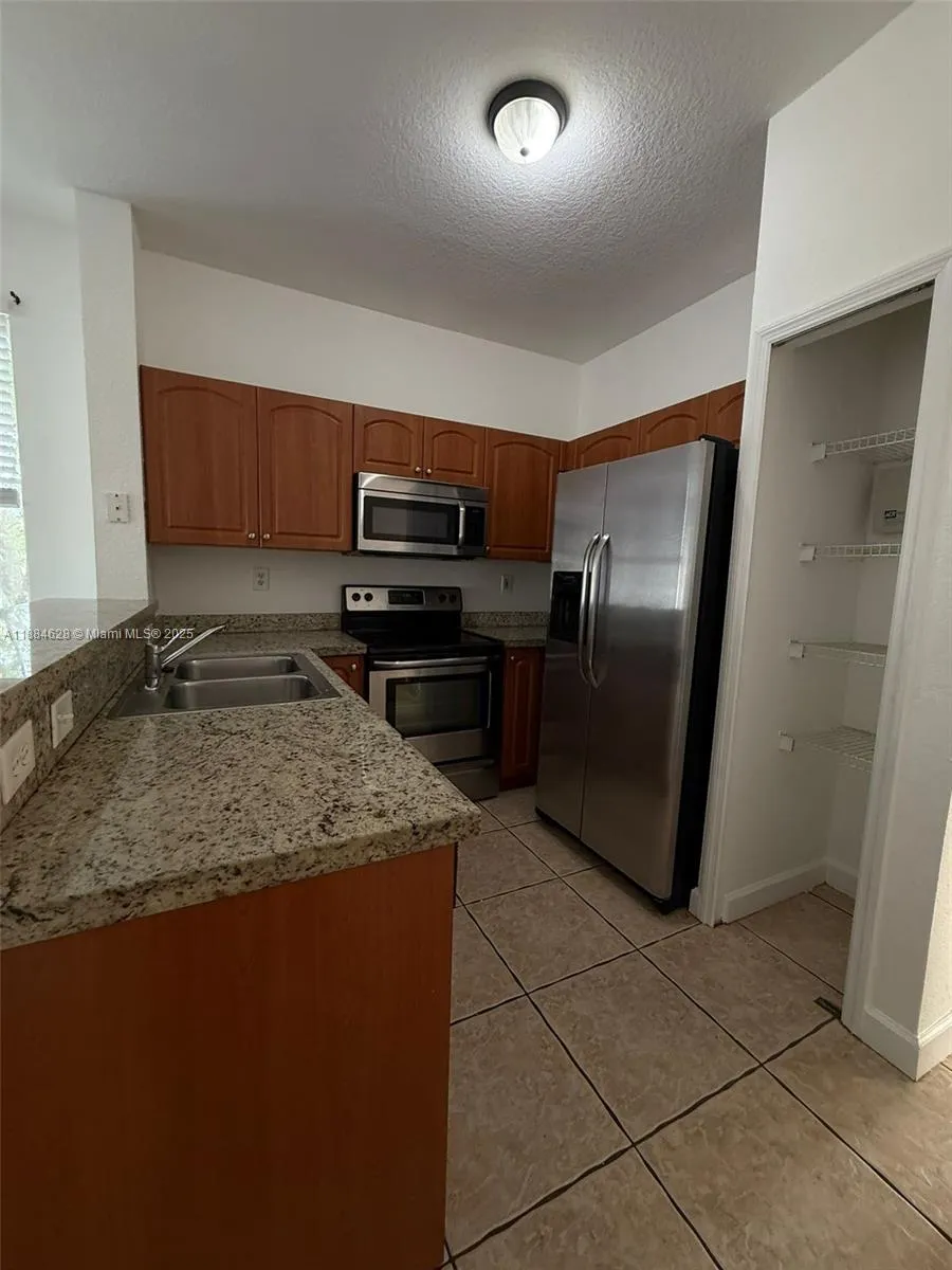 17640 NW 73rd Ave, #200-19