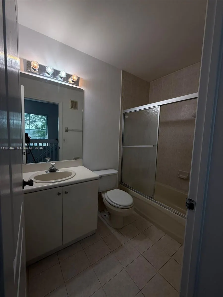 17640 NW 73rd Ave, #200-19