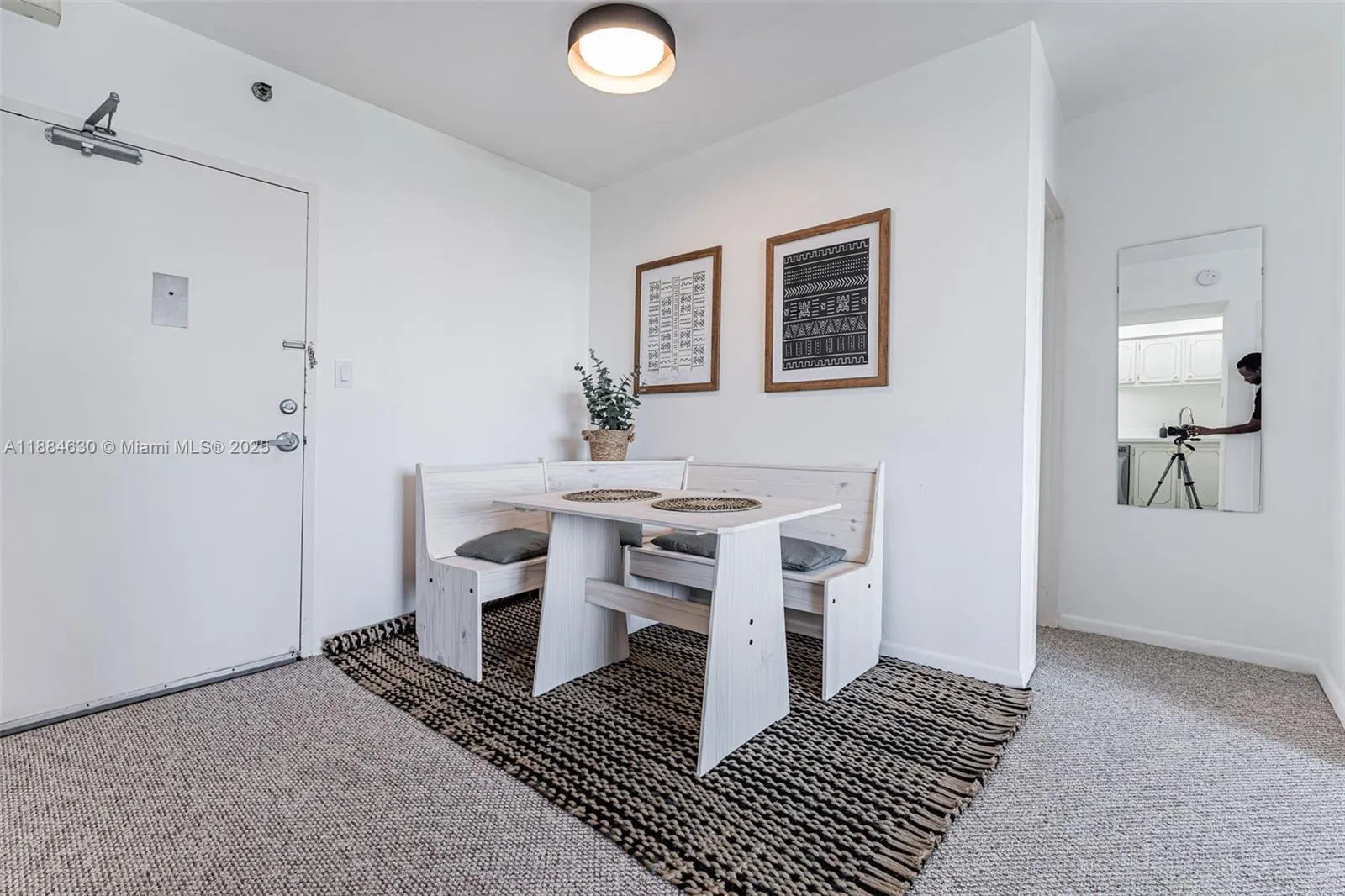 1000 West Ave, #432
