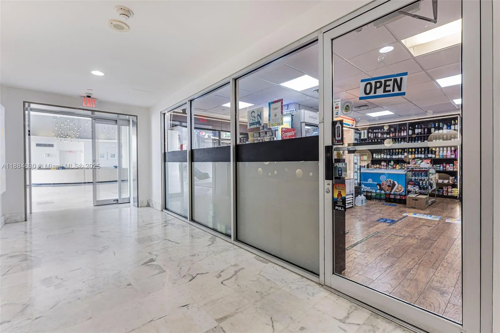 1000 West Ave, #432