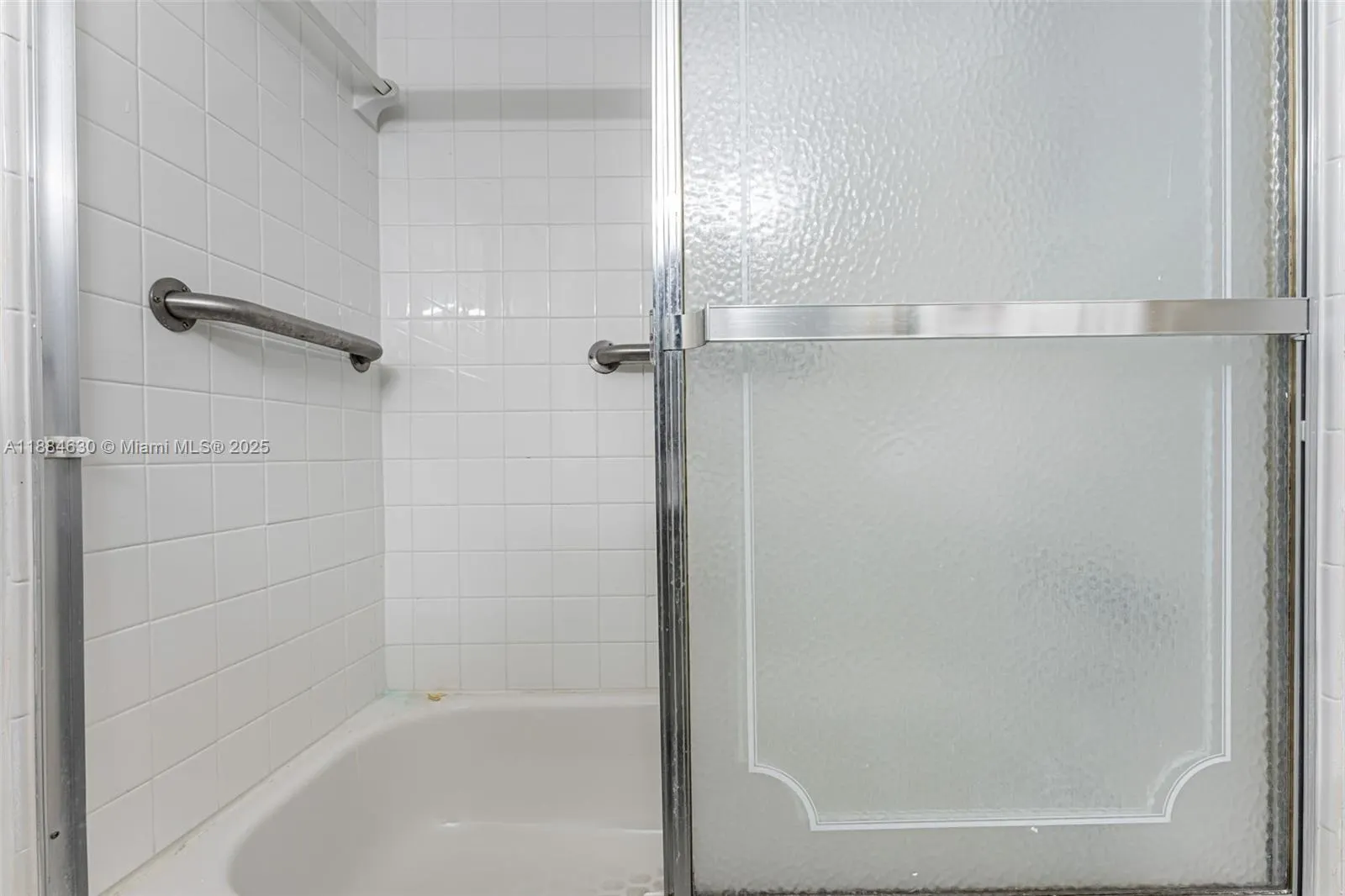 1000 West Ave, #432