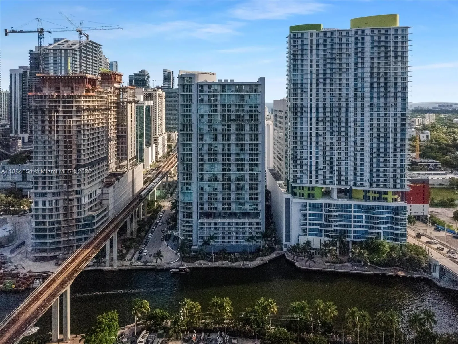 690 SW 1 CT, #PHII 19