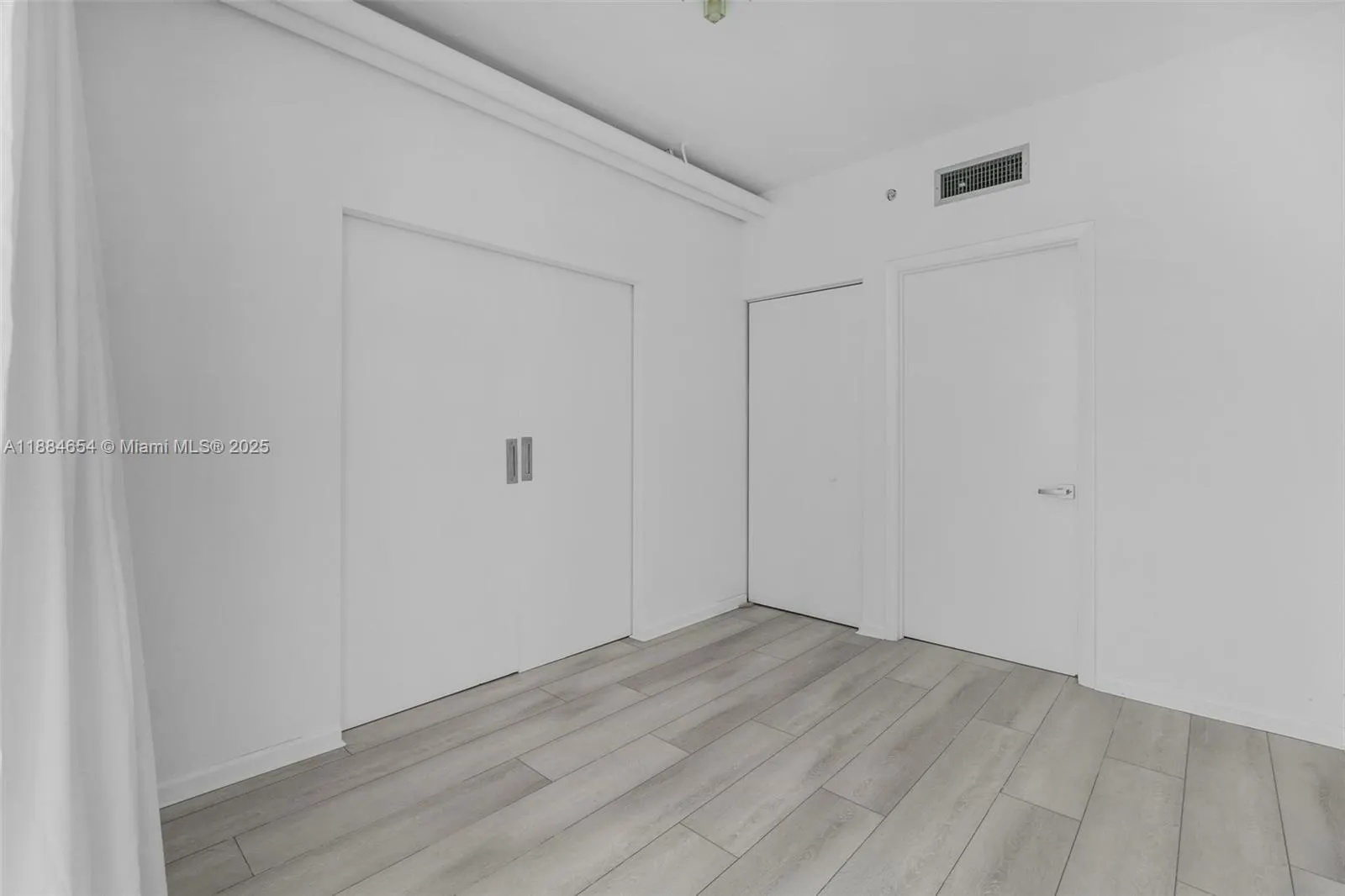 690 SW 1 CT, #PHII 19