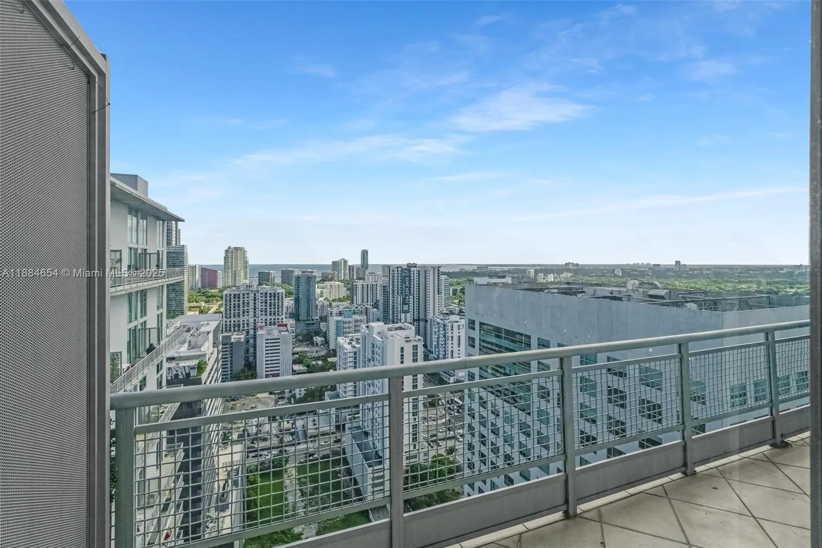 690 SW 1 CT, #PHII 19