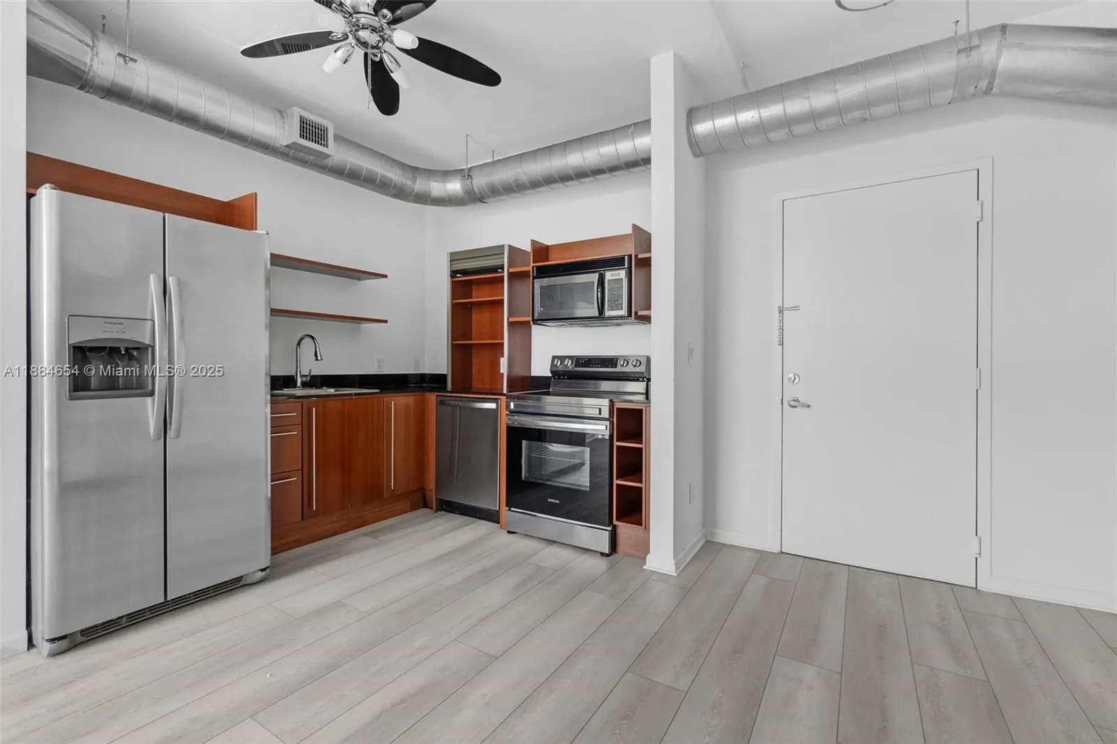 690 SW 1 CT, #PHII 19